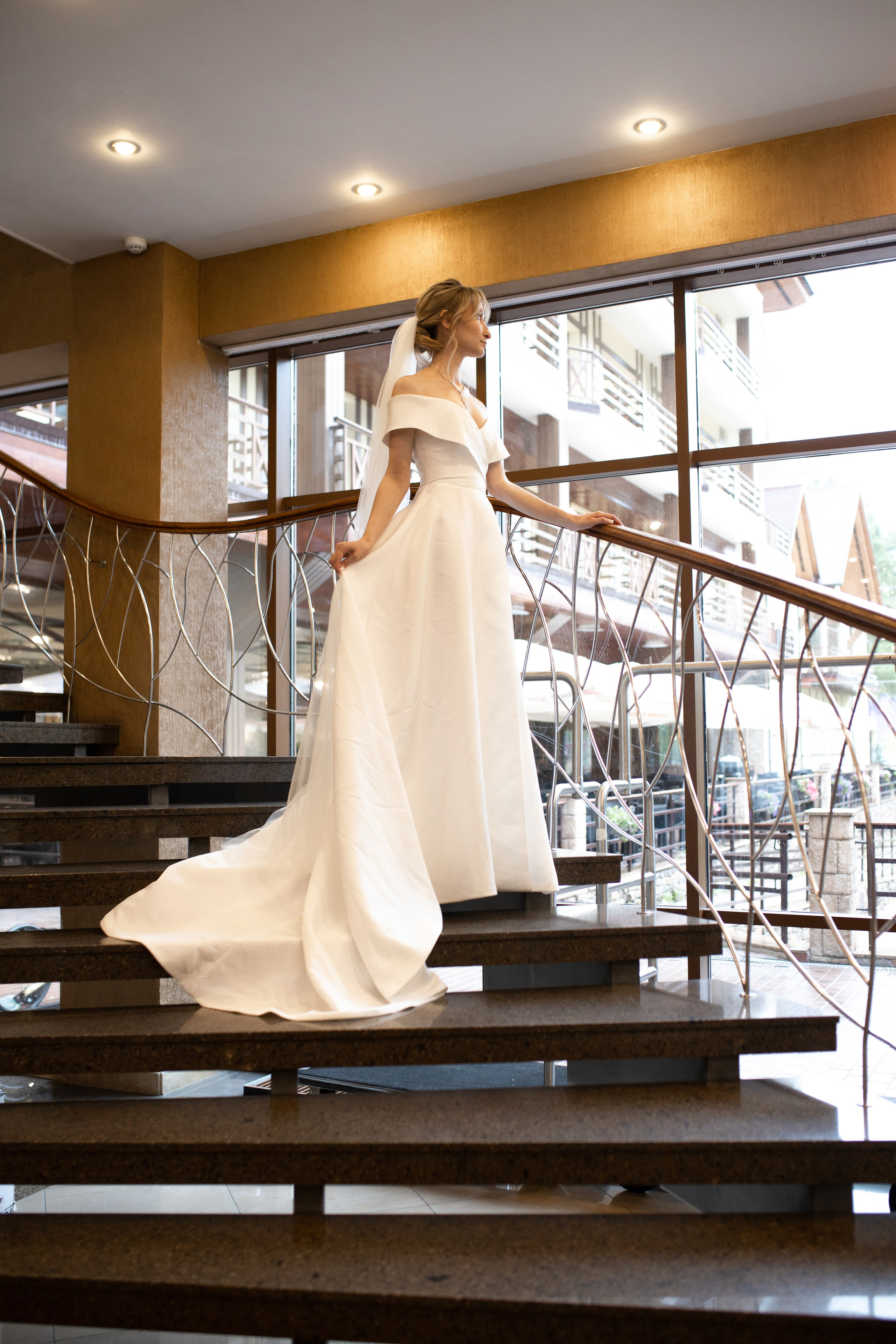 Свадебная фотосессия в отеле Ареал. Фотограф в Железнодорожном и Балашихе