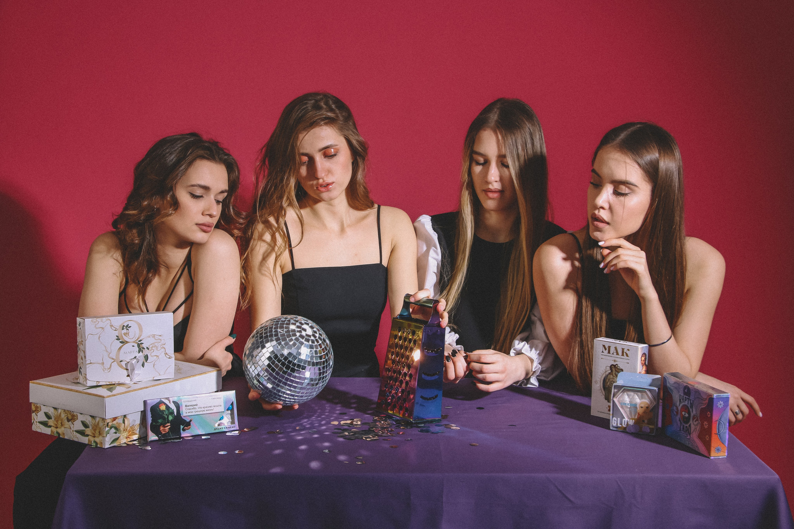 Разработки 8 марта. Фотограф для различных событий, проектов, маркетплейсов, сайтов и мероприятий в Екатеринбурге