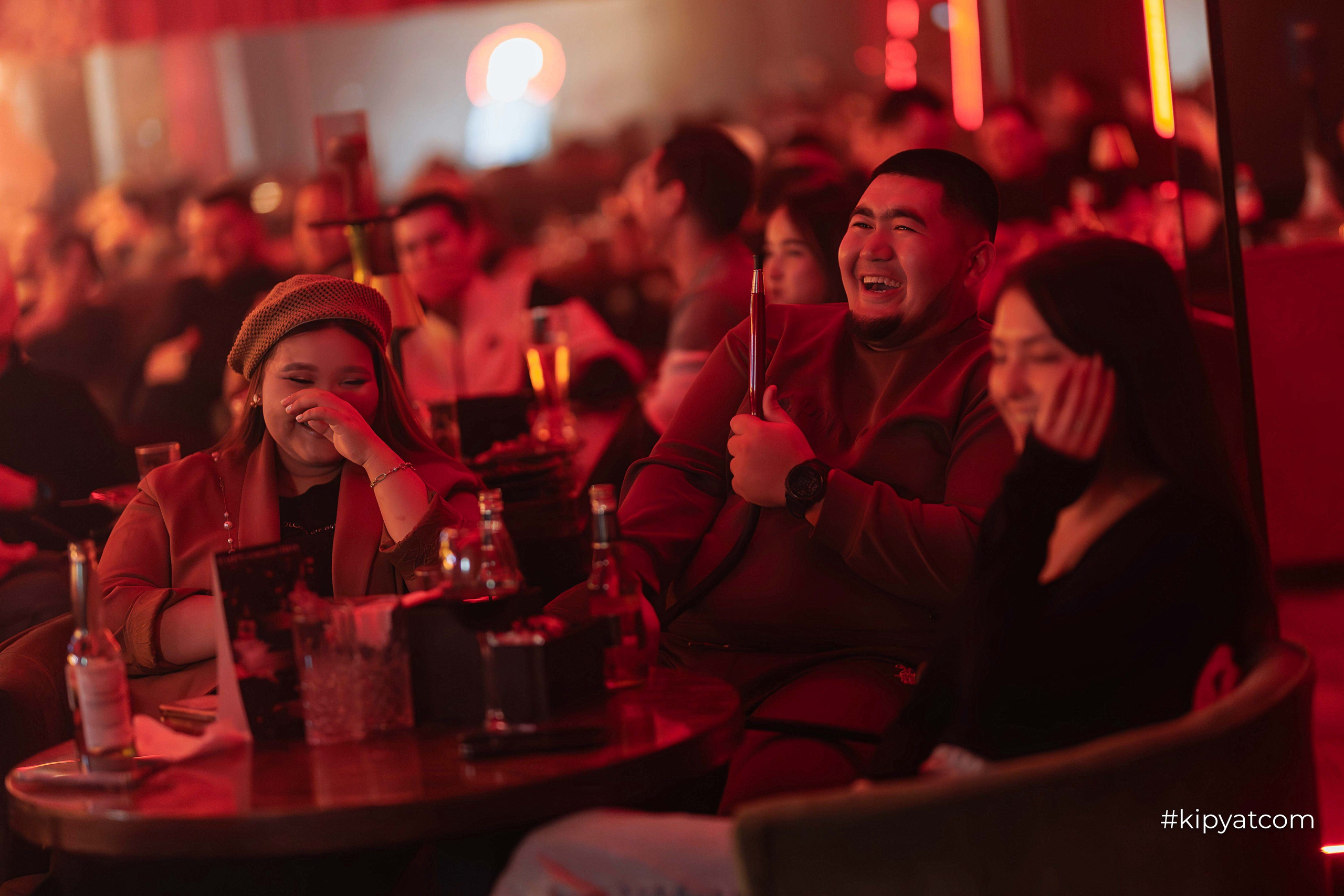 Сольный стендап концерт Александра Меркуль