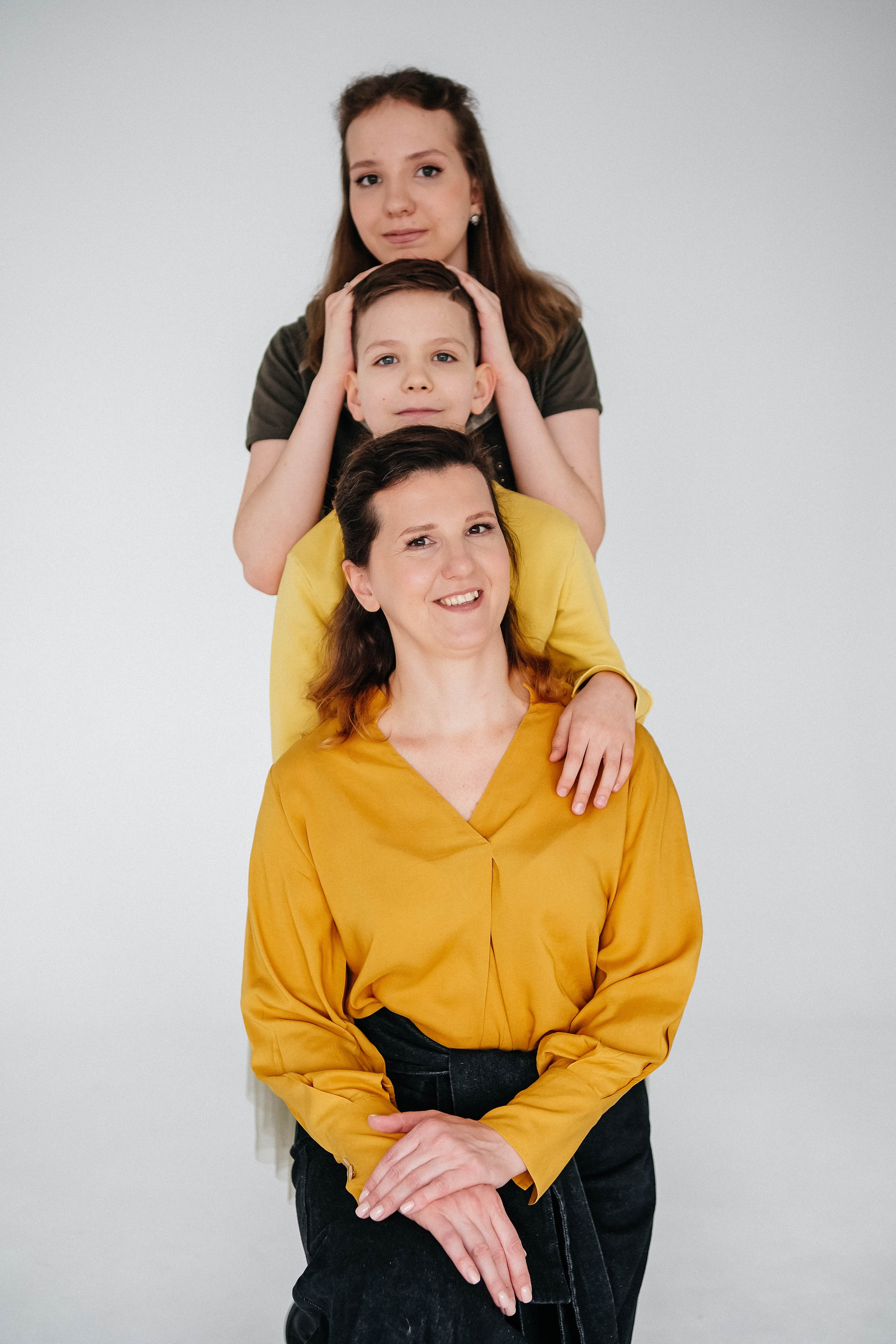 Мама с детками на циклораме. Главная