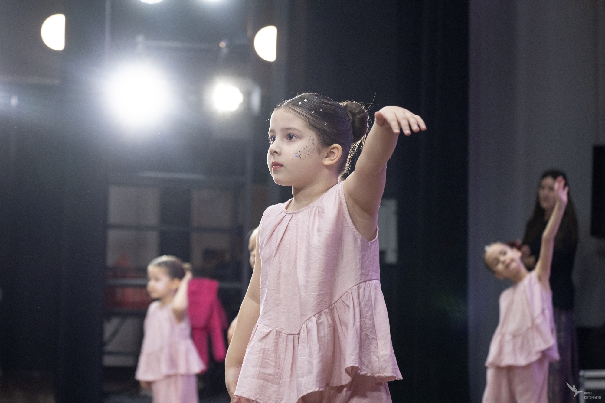 Концерт для мам. Репортажный фотограф в Казани Павел Серпокрылов