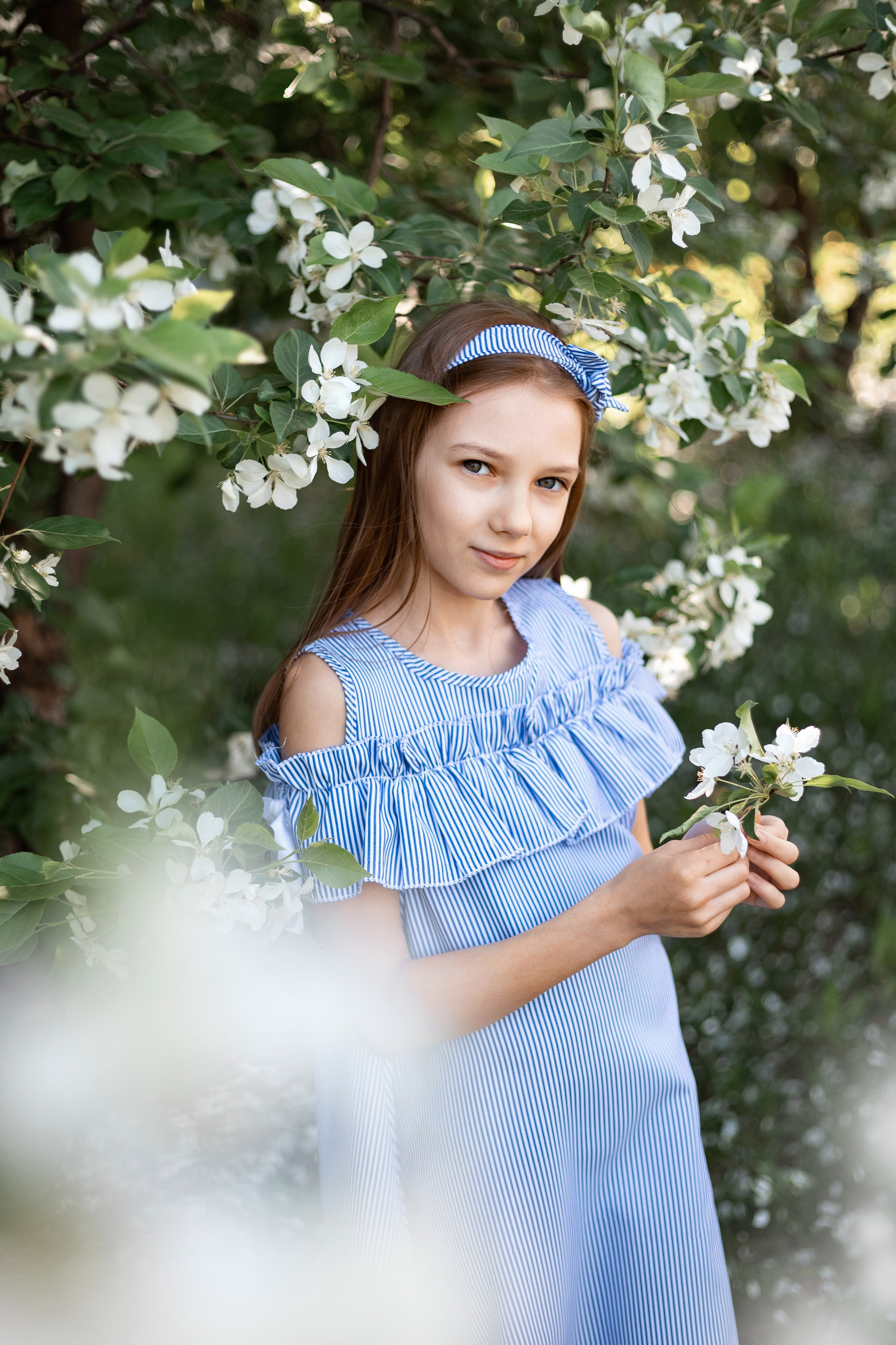 Цветение яблони 2023. Фотограф Пермь. Свадьбы. Семья и дети, школа, д. сад. Фотокниги