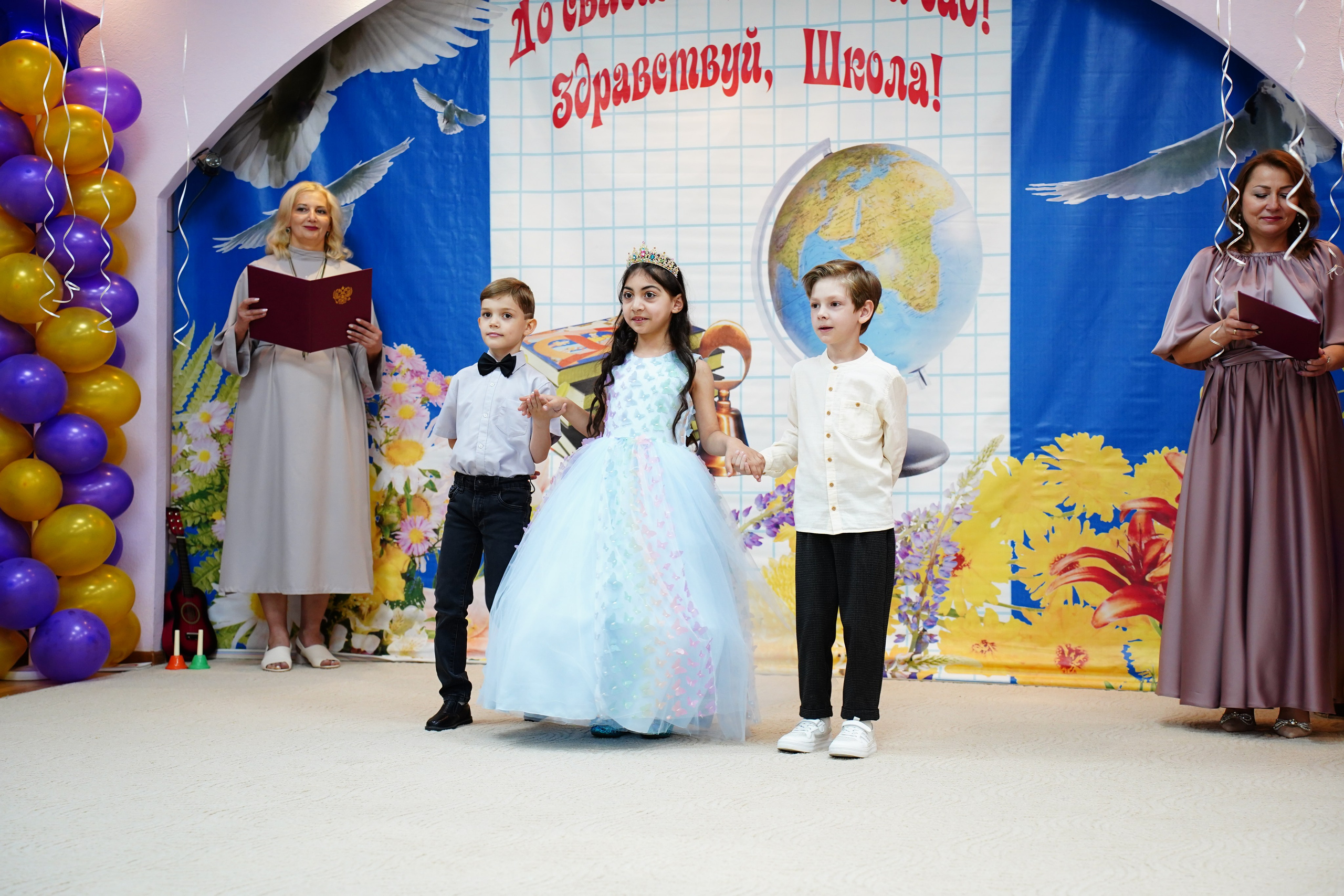 Репортажная съемка /Выпускной//. MEMENTO.Выпускные альбомы, школьные, юбилейные и другие книги. Ростов-на-Дону