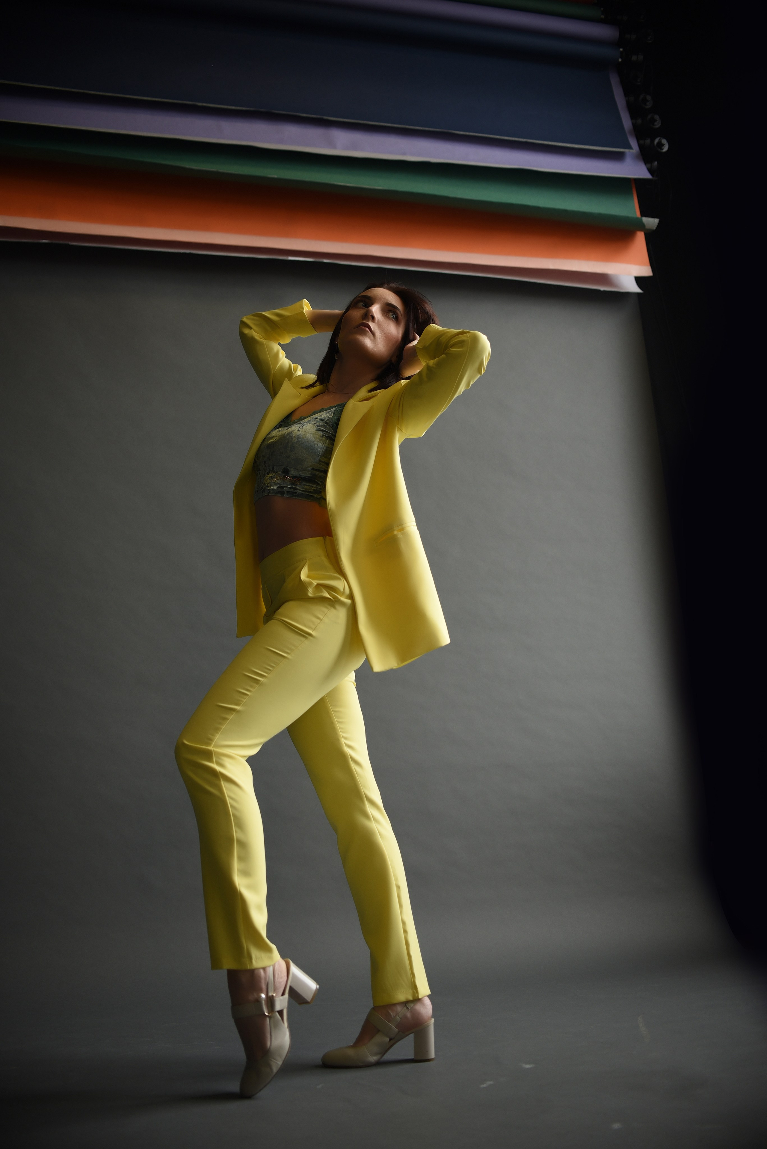 Индивидуальная студийная. Свадебный, семейный, детский, контент фотограф в Омске Максим Ильин