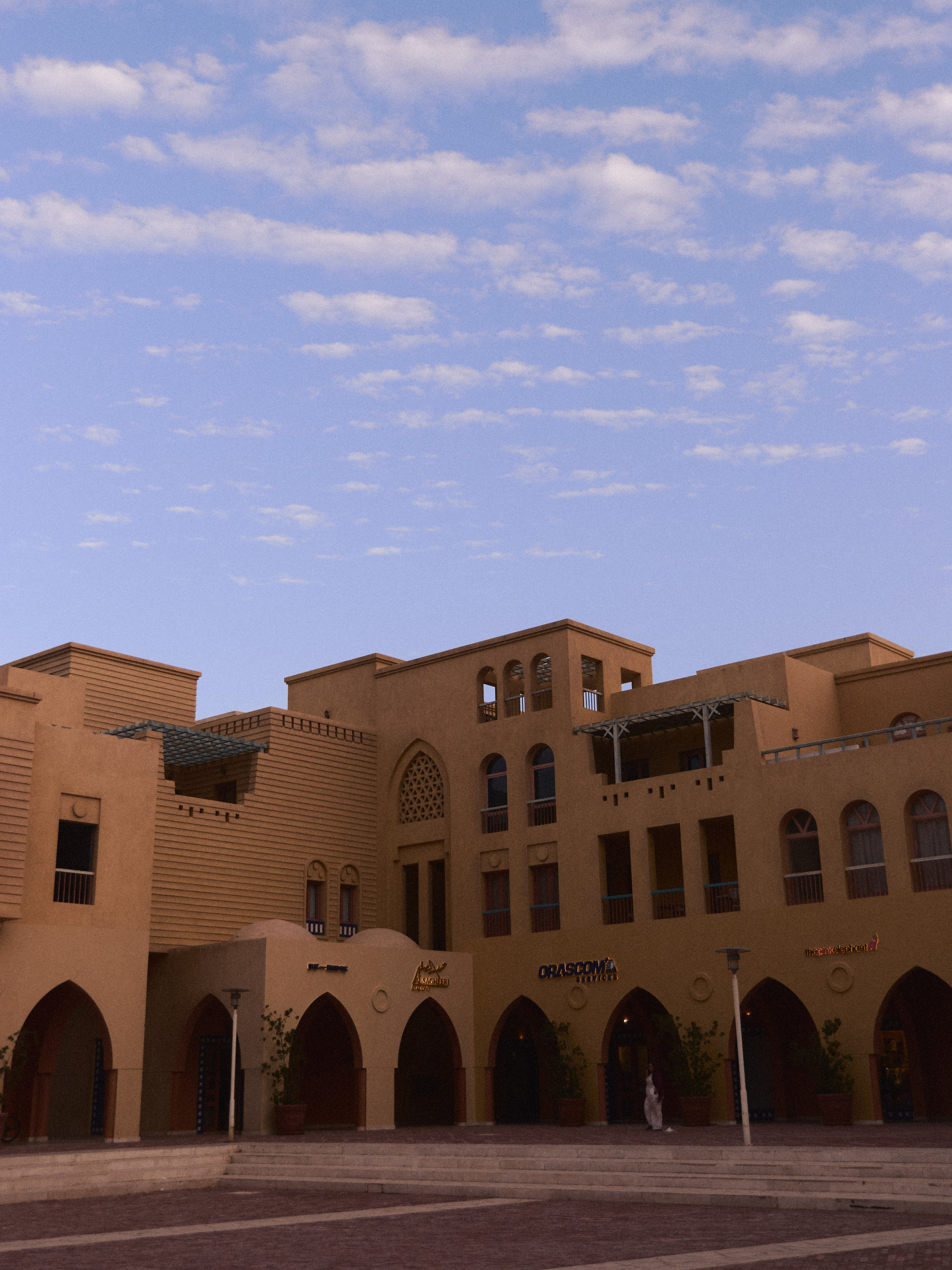 Улицы. Jorgis Talè — photographer, kind person, teacher of arts and other mag