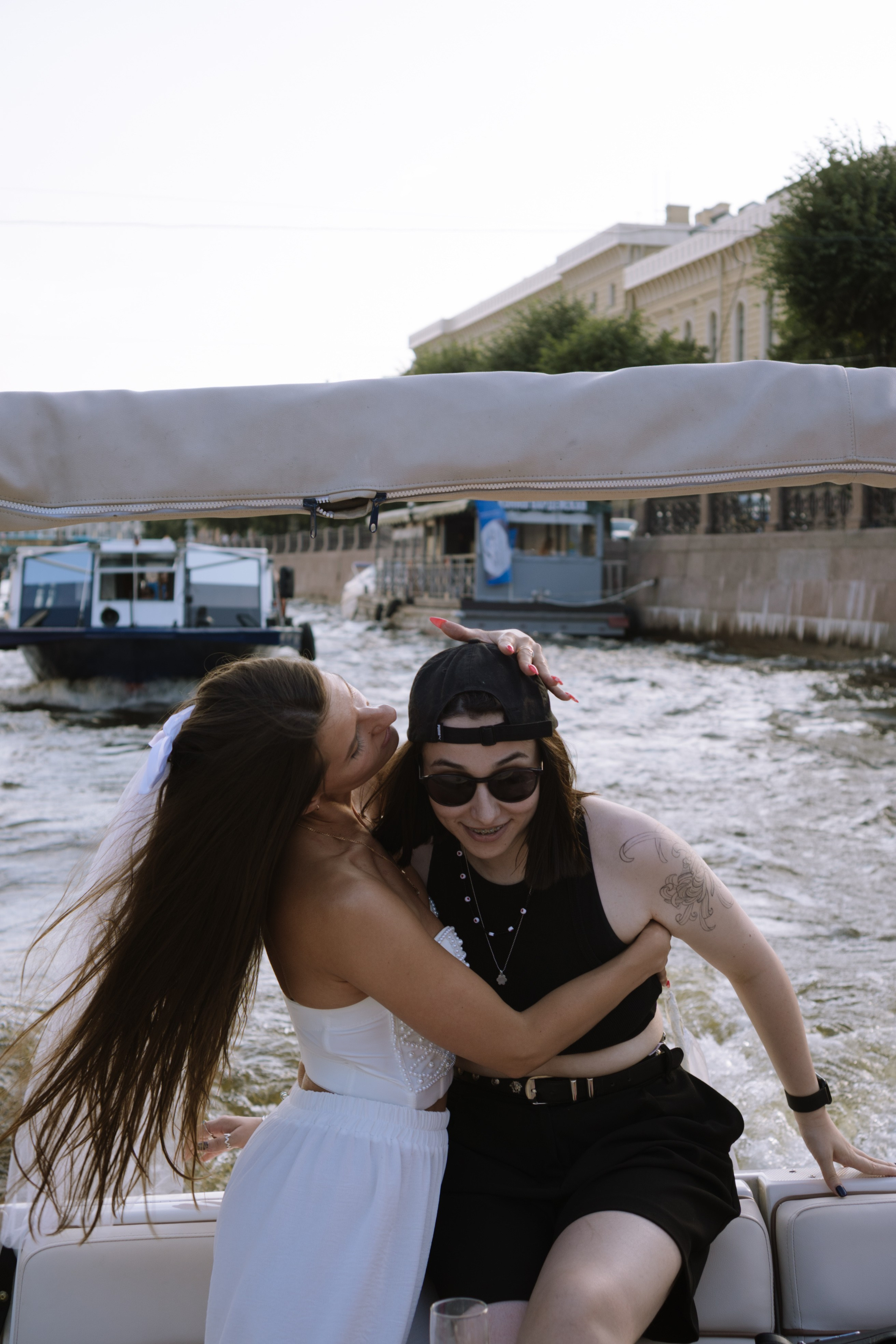 ДЕВИЧНИК НА КАТЕРЕ. Профессиональный фотограф, Санкт-Петербург — Виктория Богомолова