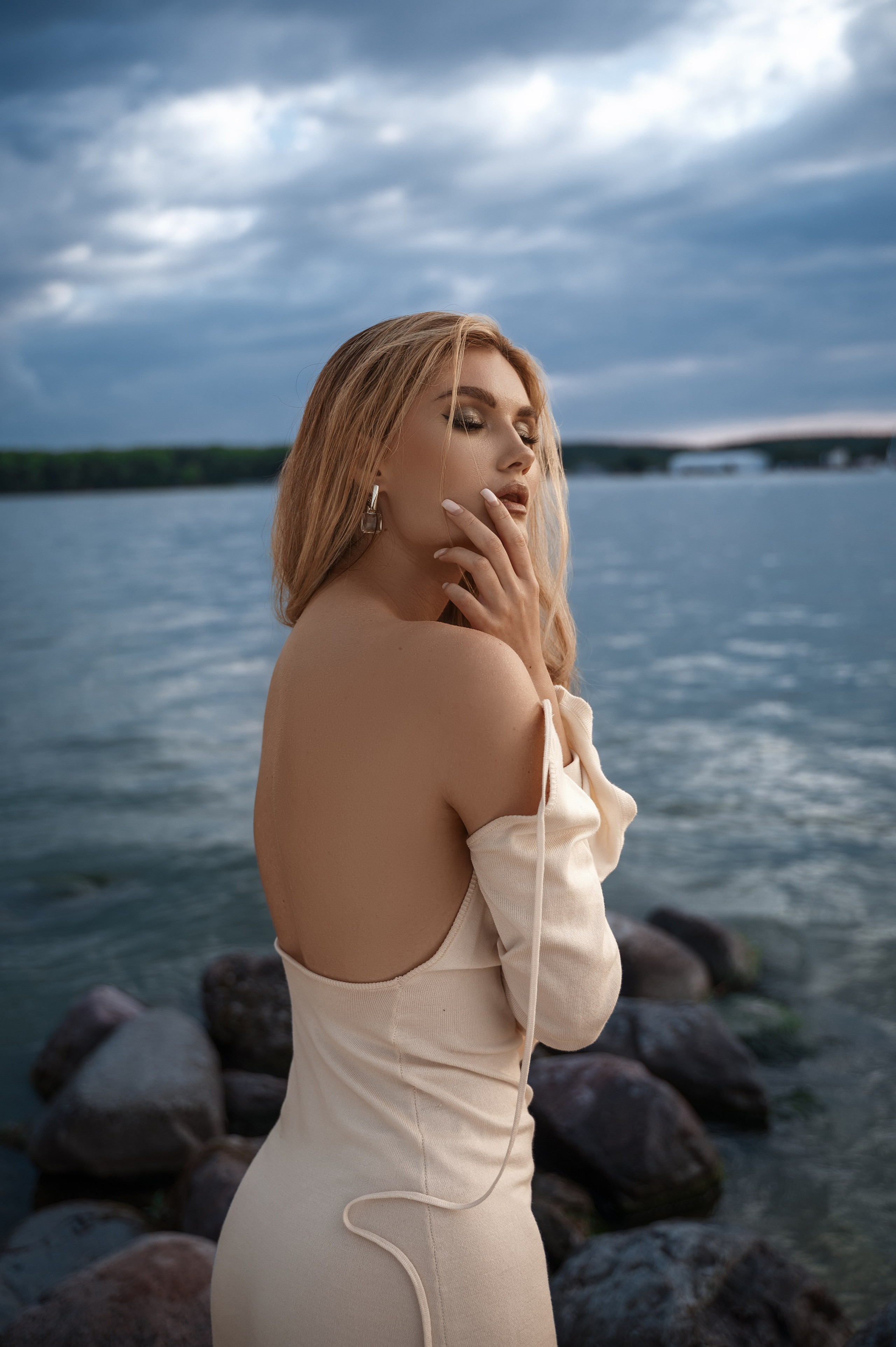 съемка для брендов, индивидуальная фотосессия, индивидуальный пошив, женский портрет, съемка для магазина, съемка для маркетплейсов, съемка купальников, пошив купальников, фотосессия, фотограф Беларусь, стрит фотосессия, локации для съемок, референты для съемок, макияж на фотосессию, стилизация съемки, ретушер, редактор фотографий,  Фотограф Ольга Шаповалова, красивые фотографии, коммерческий фотограф,shooting for brands, individual photo shoot, custom tailoring, female portrait, shooting for a store, shooting for marketplaces, shooting swimsuits, sewing swimsuits, photo shoot, photographer Belarus, street photo shoot, locations for shooting, referents for shooting, makeup for a photo shoot, styling of shooting, retoucher, photo editor, Photographer Olga Shapovalova, beautiful photographs, commercial photographer,