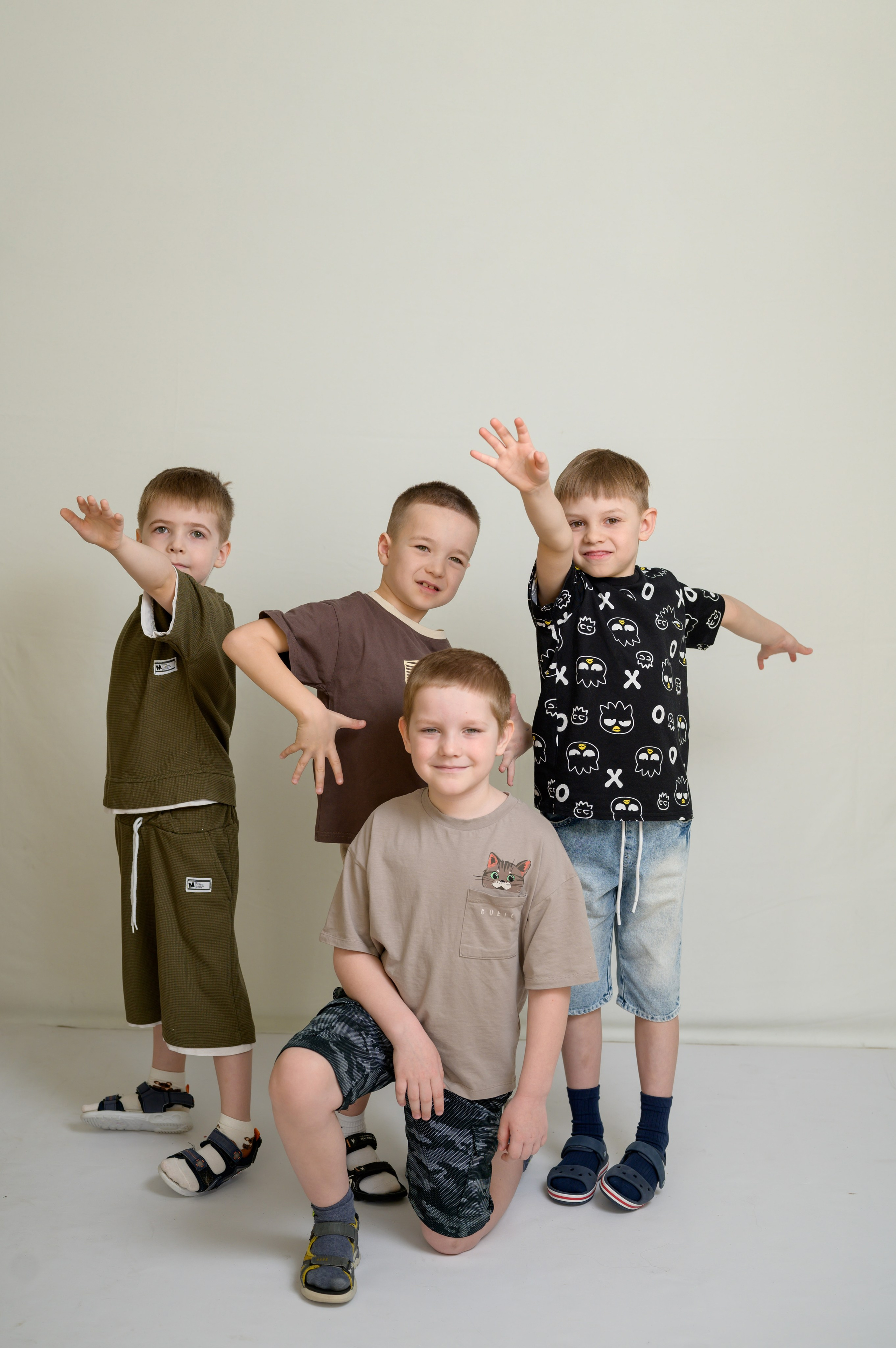 Д/с№ 3к3 группа «Фантазёры» (индивидуальный дизайн) + рисунки детей. Фотограф новорожденных, семейный детский в Тюмени Татьяна Морозова