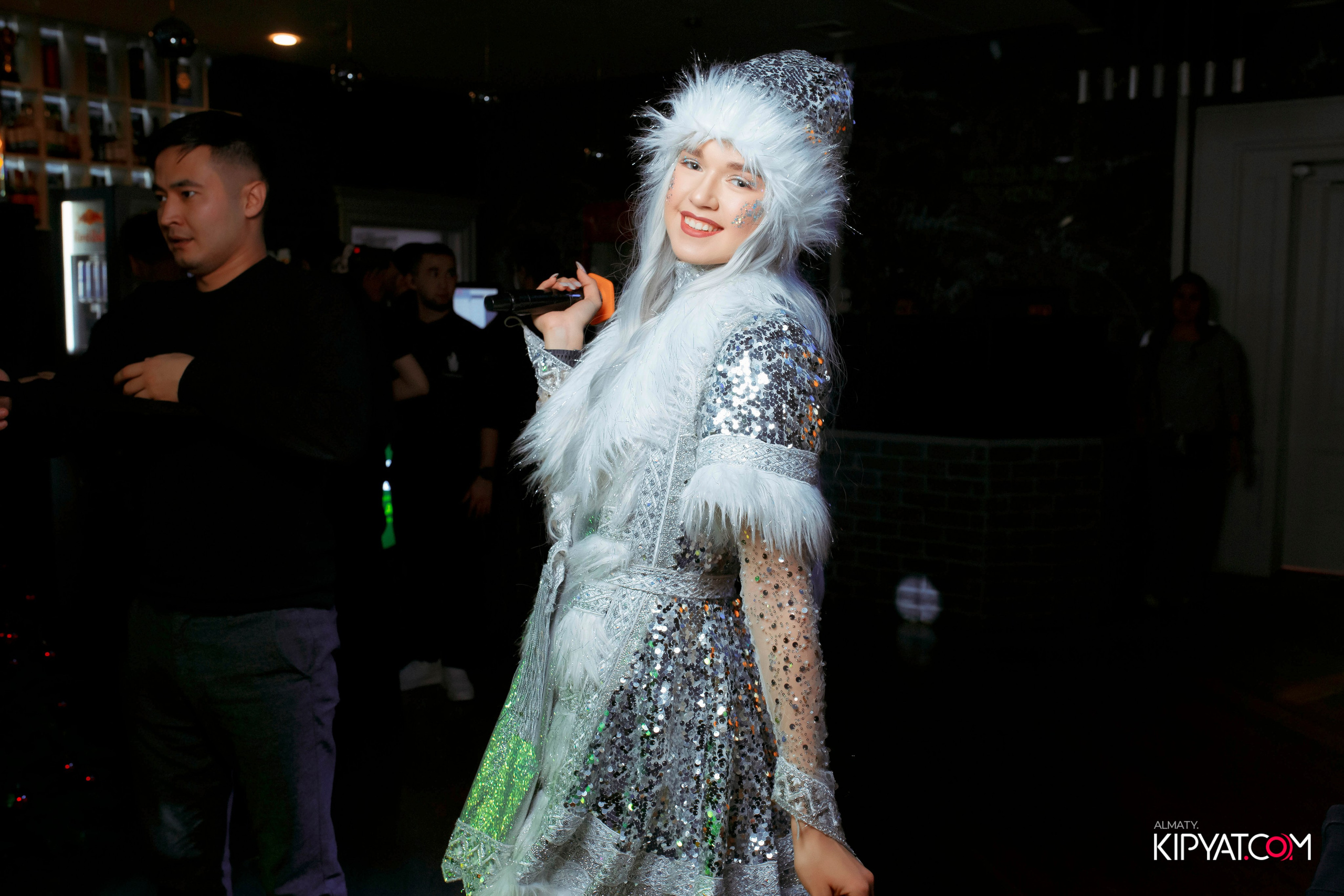 УХО И МЕДВЕДЬ НА КУРМАНГАЗЫ. КИПЯТКОМ АЛМАТЫ! Фотосъемка мероприятий в Алматы