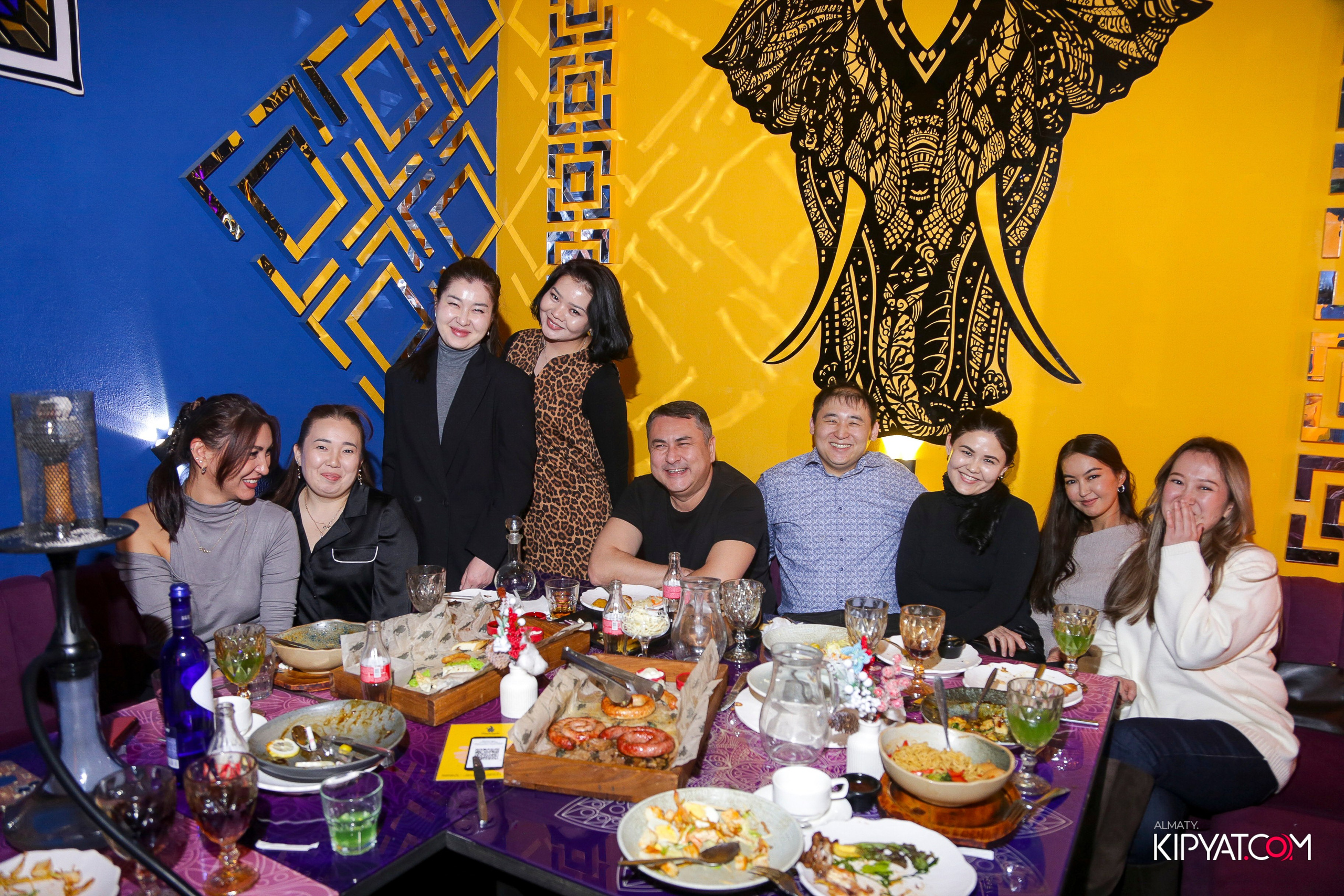 УХО И МЕДВЕДЬ НА САИНА. КИПЯТКОМ АЛМАТЫ! Фотосъемка мероприятий в Алматы