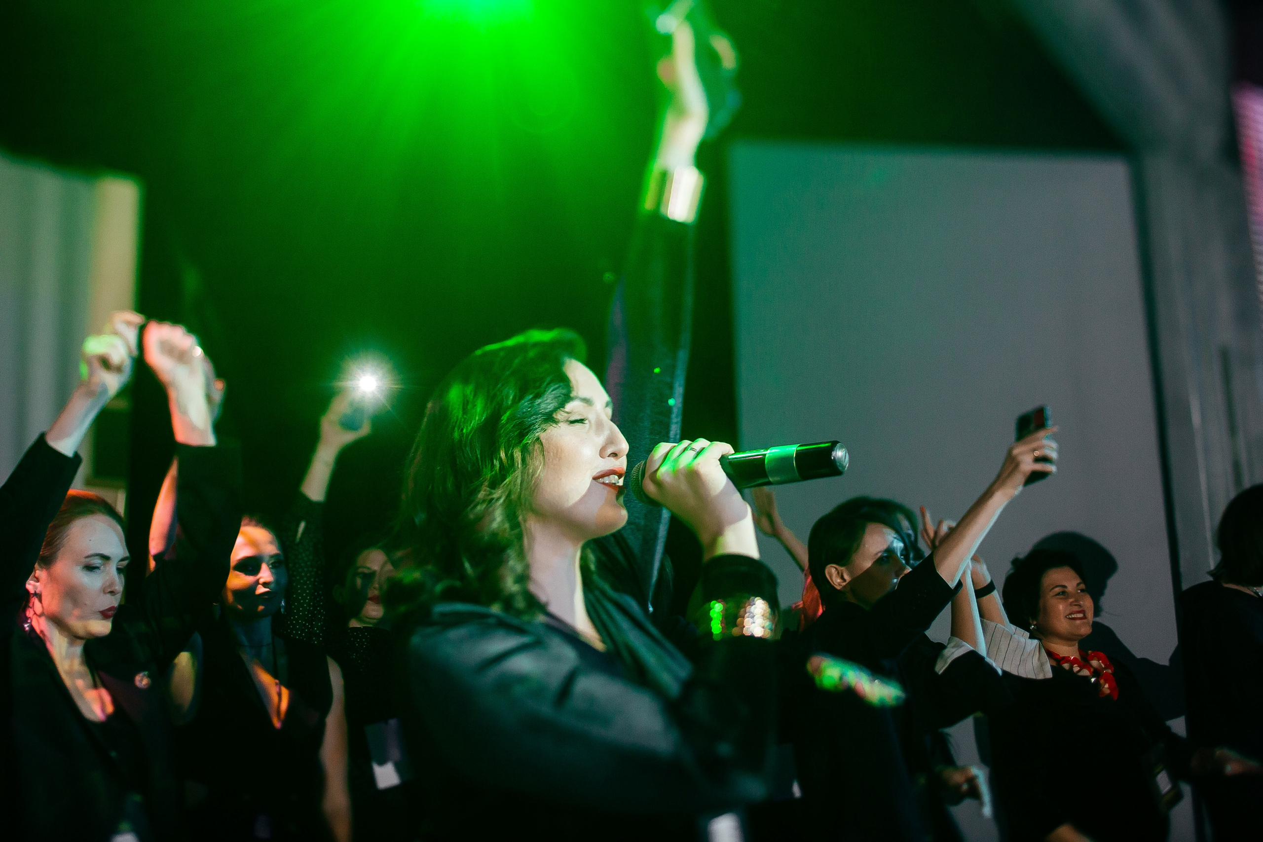 Фотозона+выступление спикеров. Фотограф в Красноярске Надежда Воскресенская