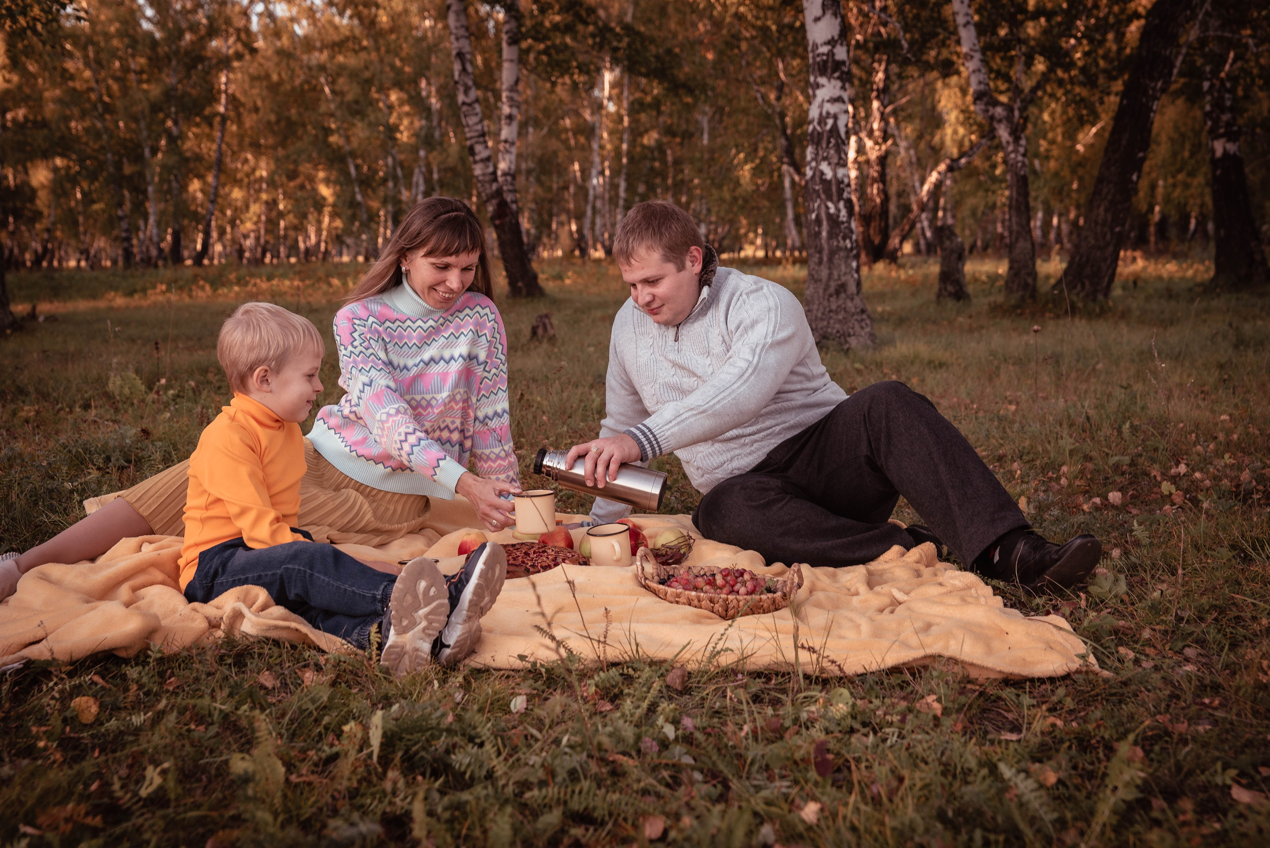Семейный фотопрогулки в Ленинске-Кузнецком. Фотограф из Ленинска-Кузнецкого! Почувствует именно тебя)