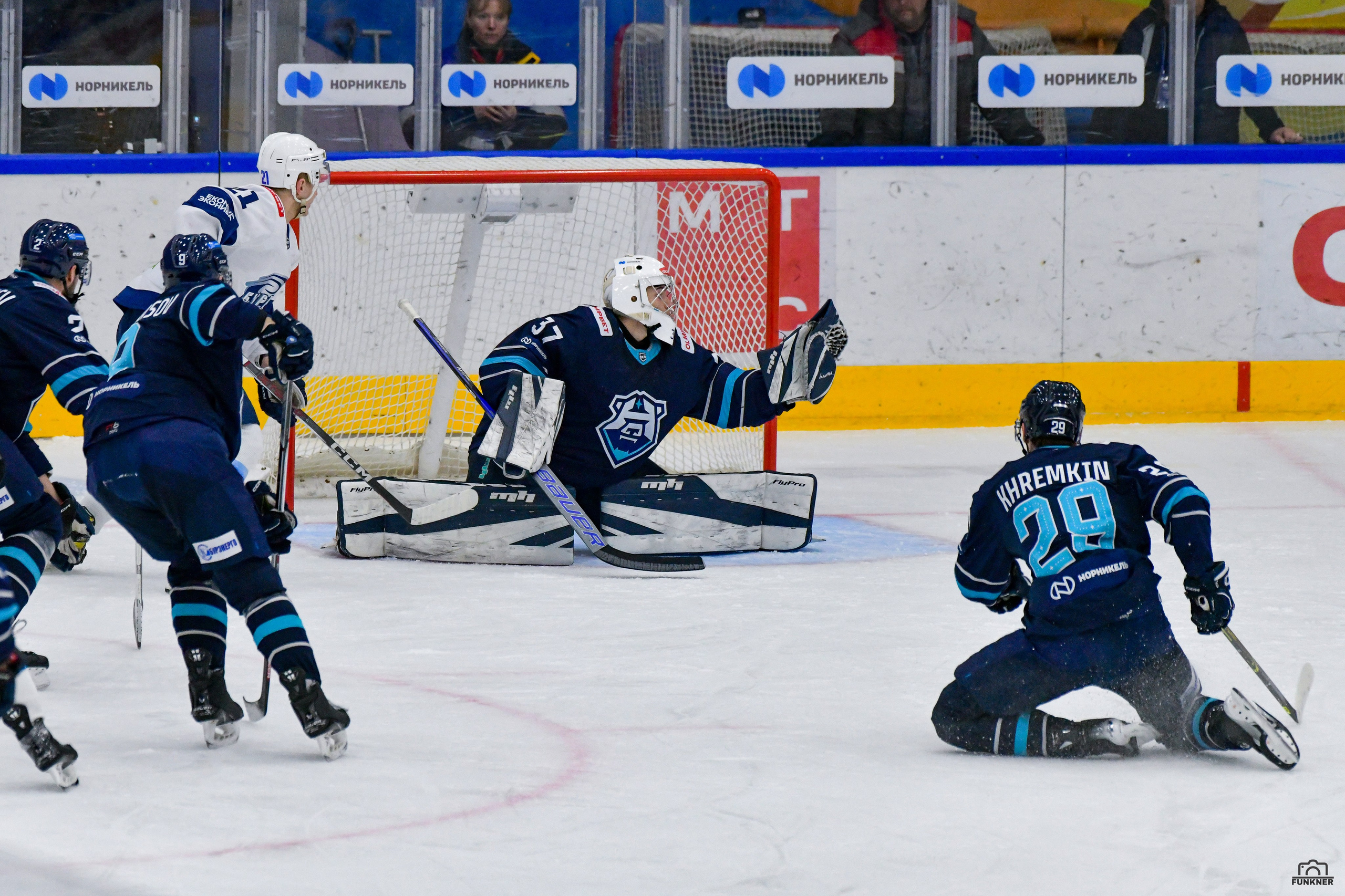 17.11.23 ХК «Норильск» vs ХК «Буран». Свой взгляд через объектив