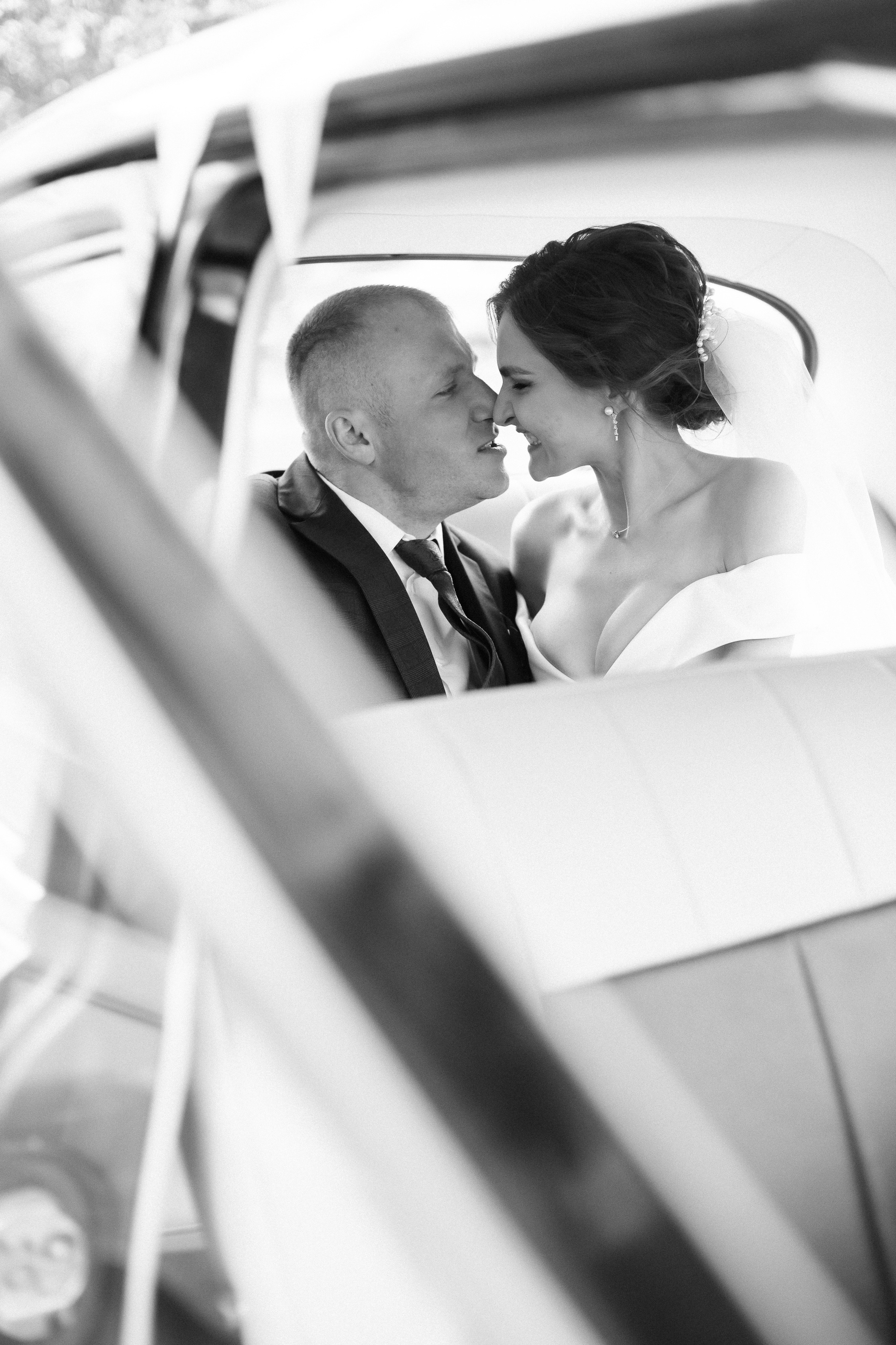 Пасмурно, гости, лимузин. Креативный и женский Фотограф Омске Наталья Лебедева