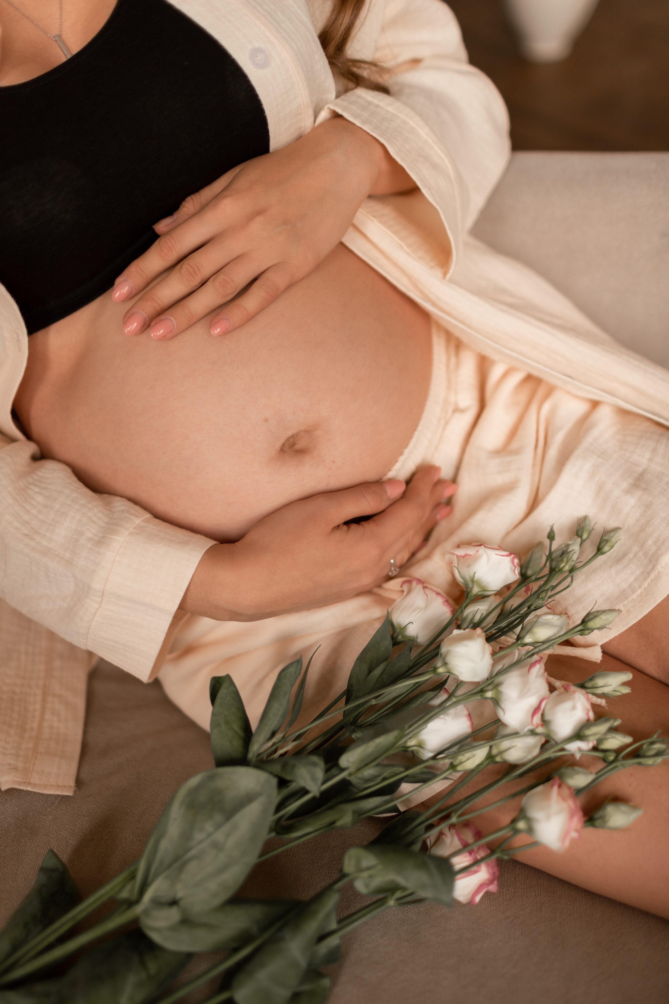 Прекрасная Яна в трепетном ожидании. Фотограф про любовь в городе Москва