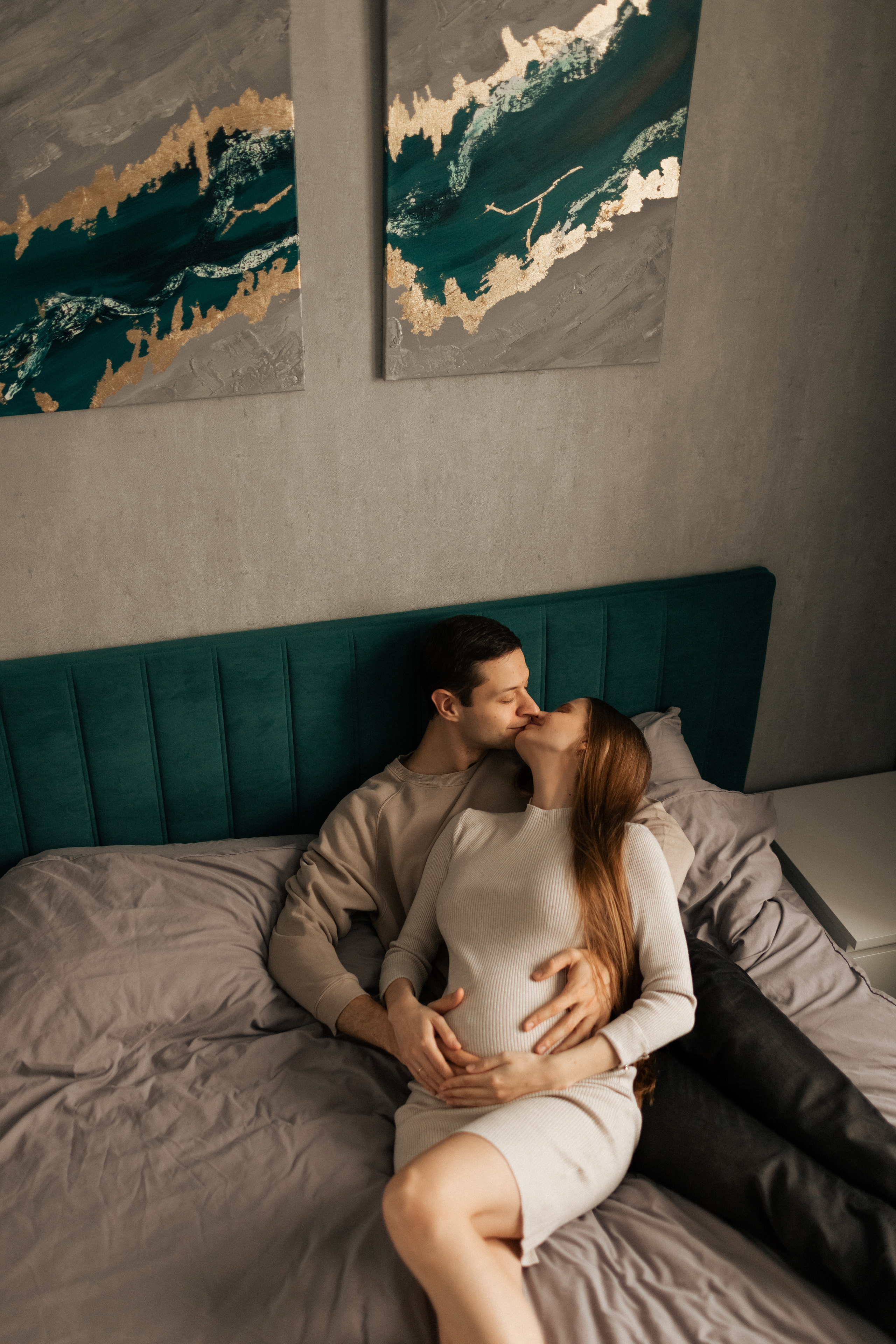 Павел и Мария в трепетном ожидании. Фотограф про любовь в городе Москва