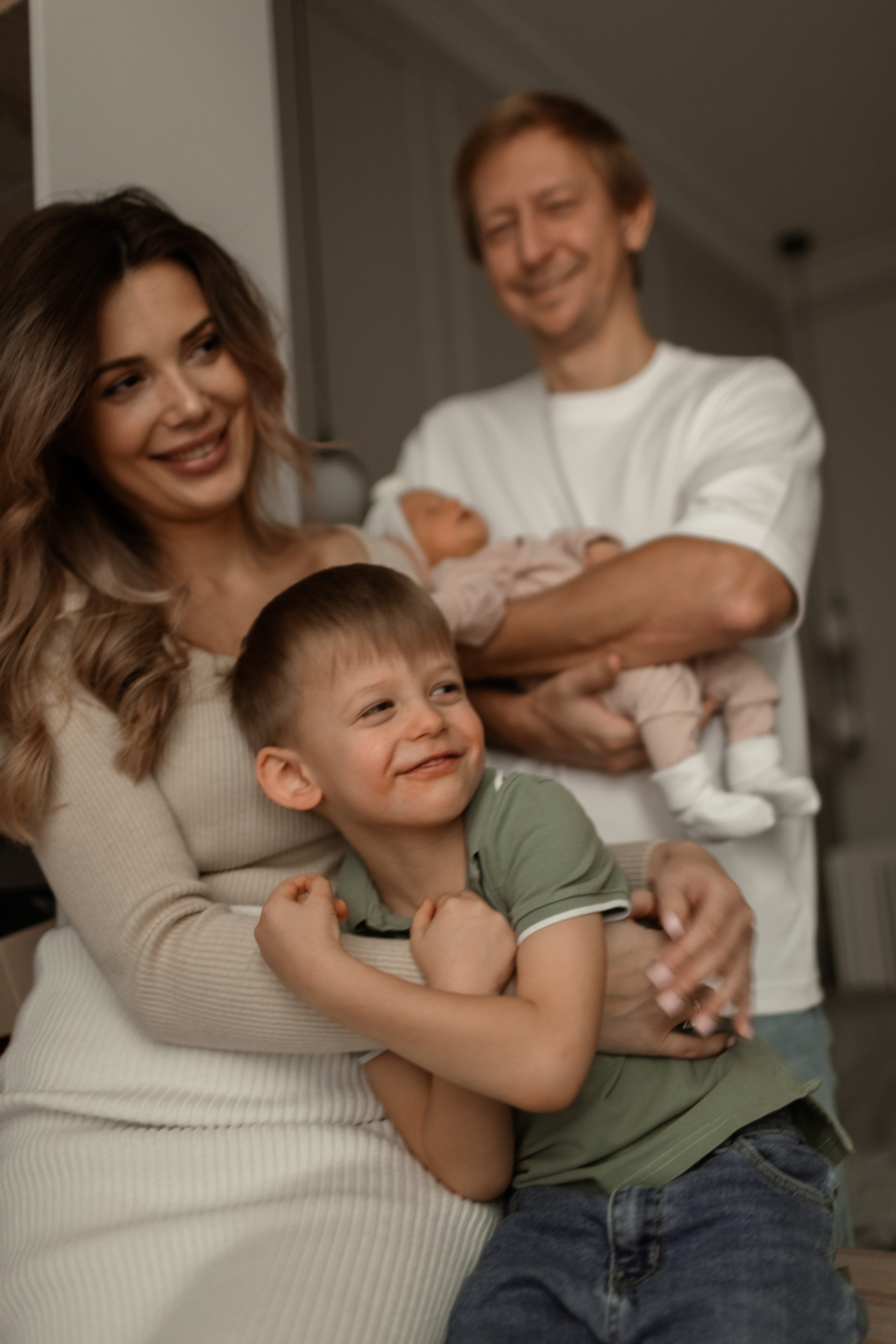 Александр Анастасия Артём и Арина. Фотограф про любовь в городе Москва