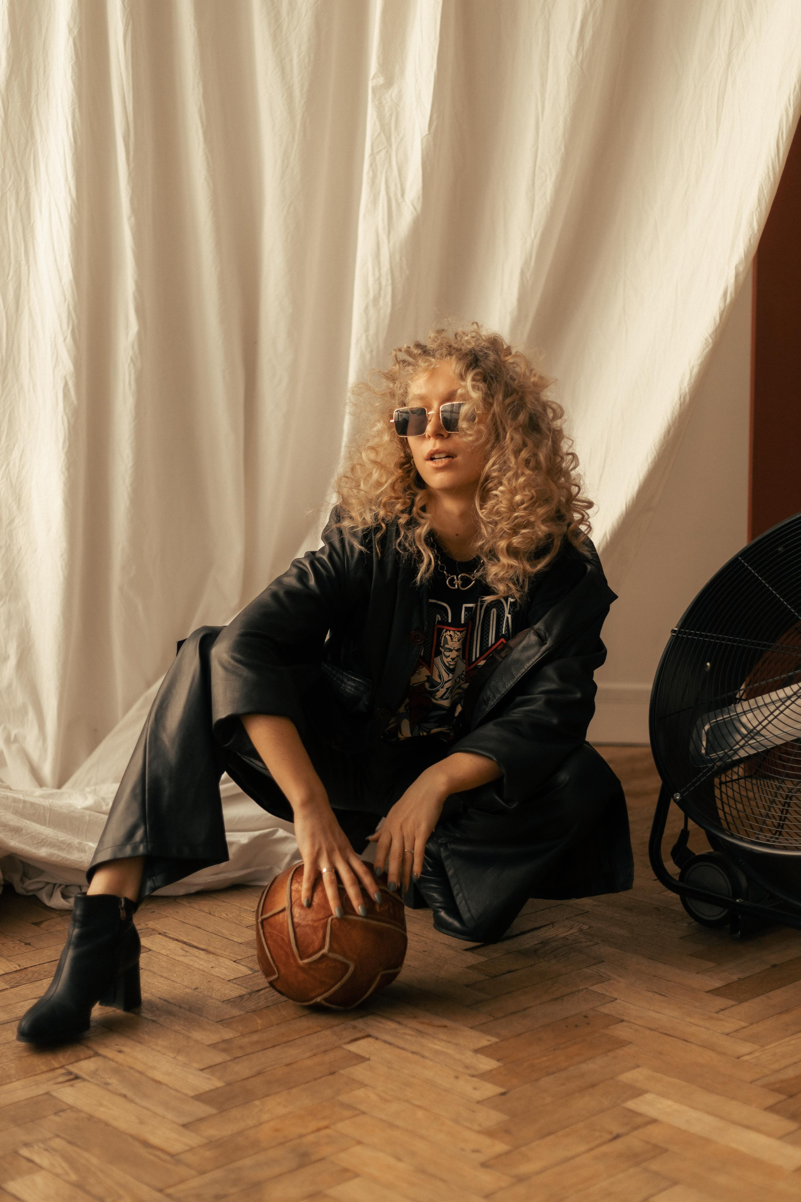 Екатерина ретро. Фотограф про любовь в городе Москва