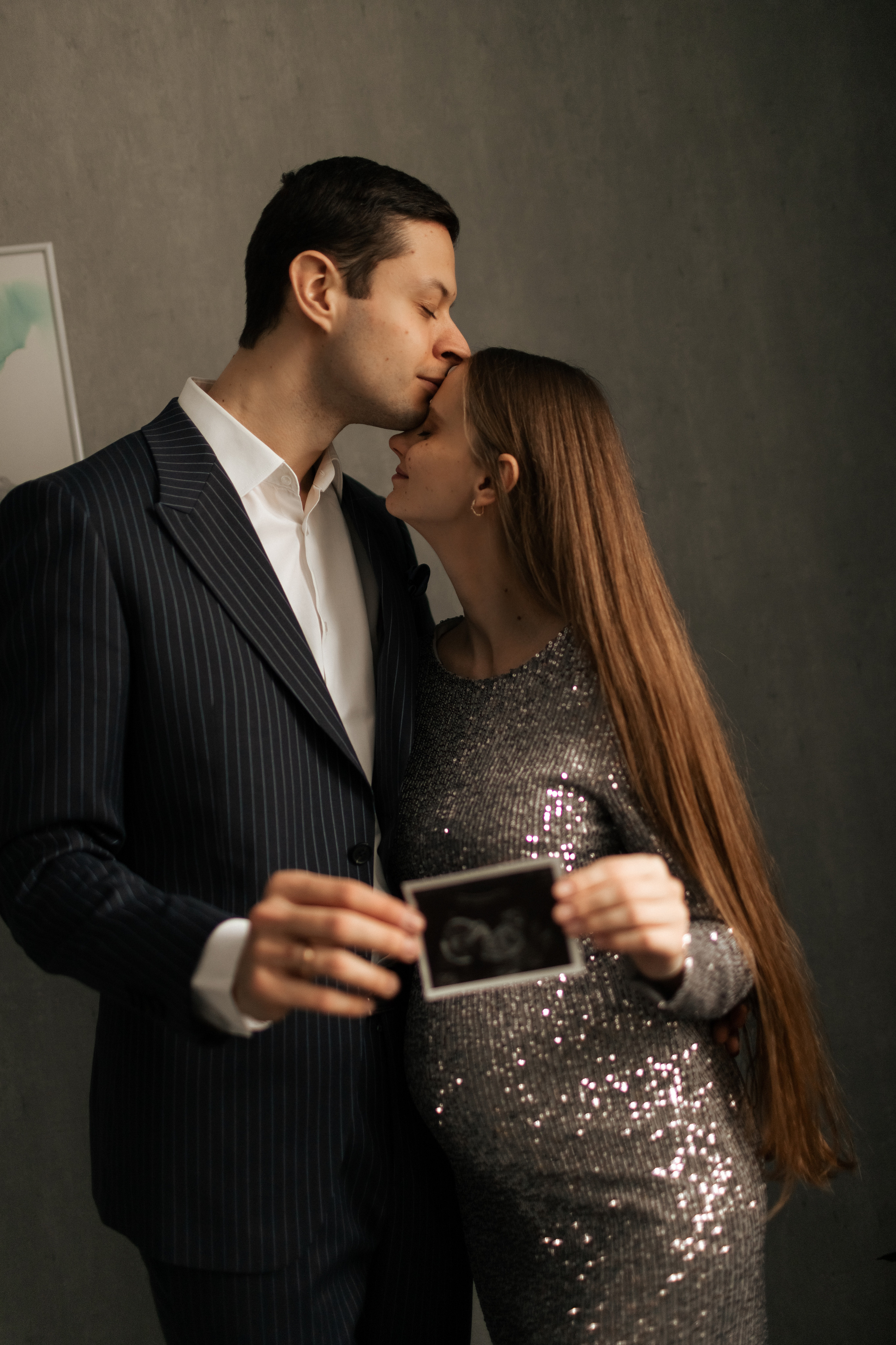 Павел и Мария в трепетном ожидании. Фотограф про любовь в городе Москва