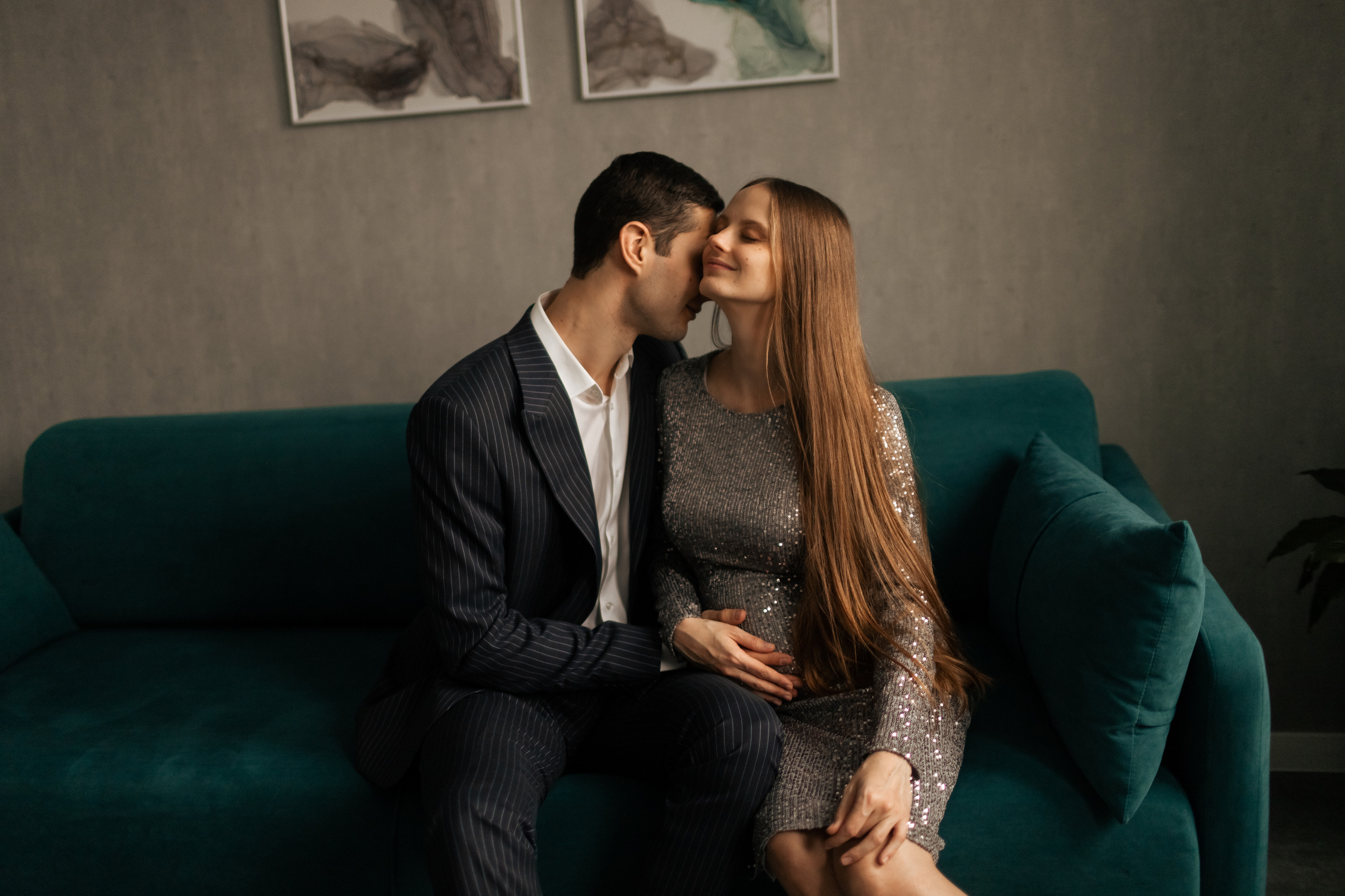 Павел и Мария в трепетном ожидании. Фотограф про любовь в городе Москва