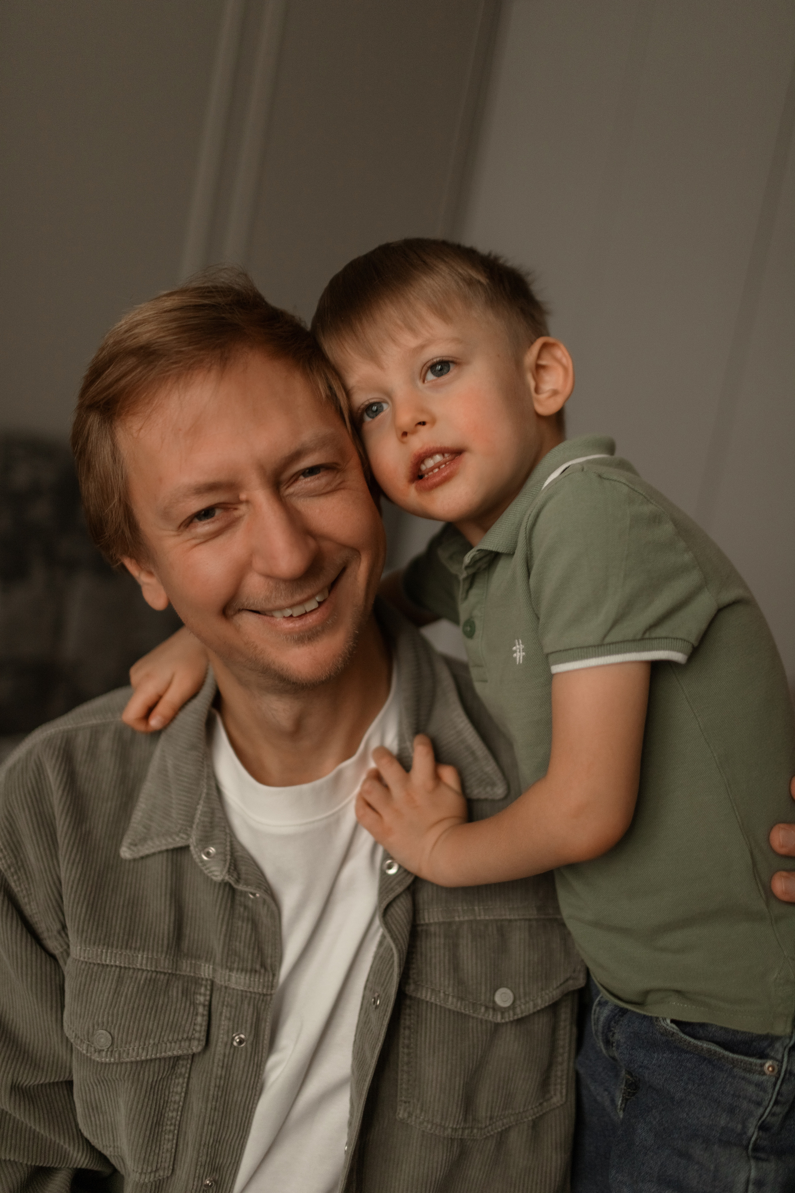 Александр Анастасия Артём и Арина. Фотограф про любовь в городе Москва