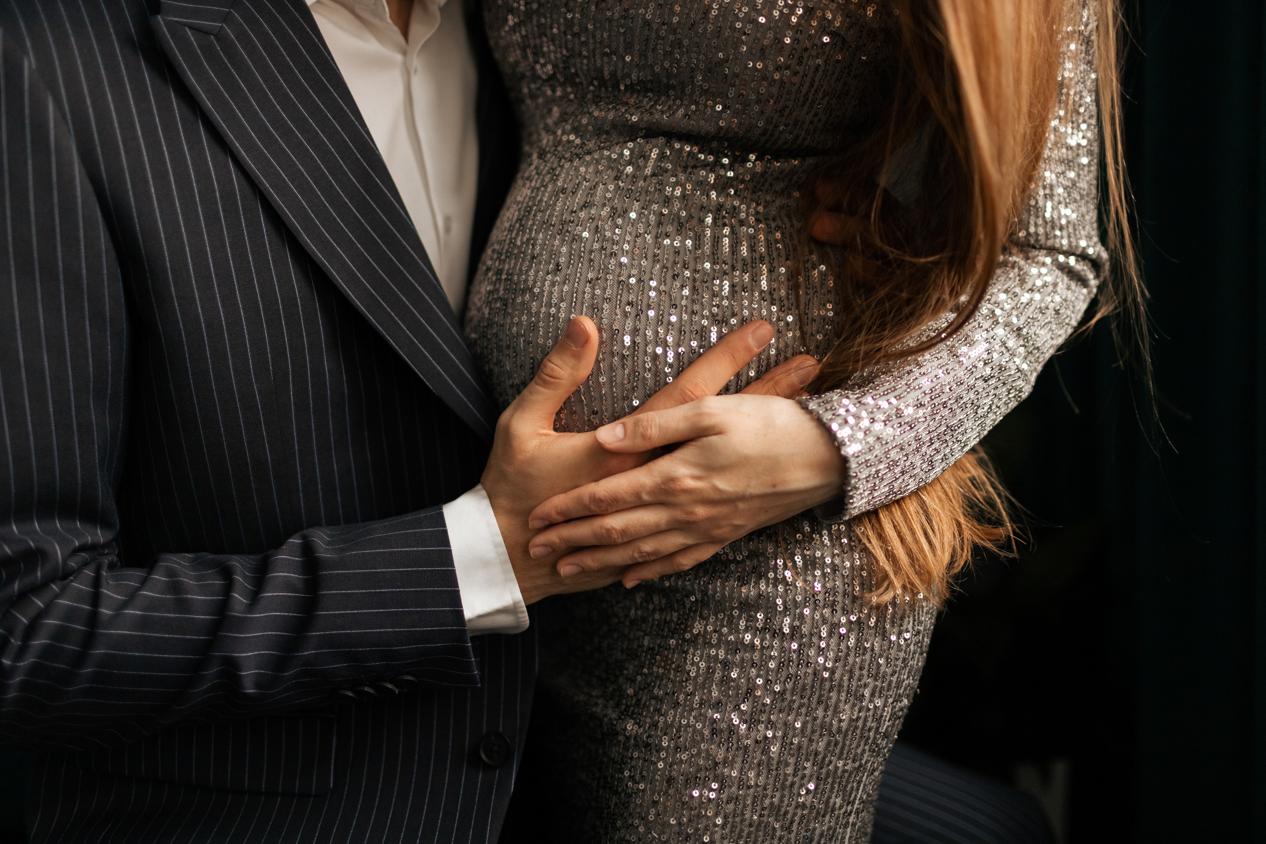 Павел и Мария в трепетном ожидании. Фотограф про любовь в городе Москва