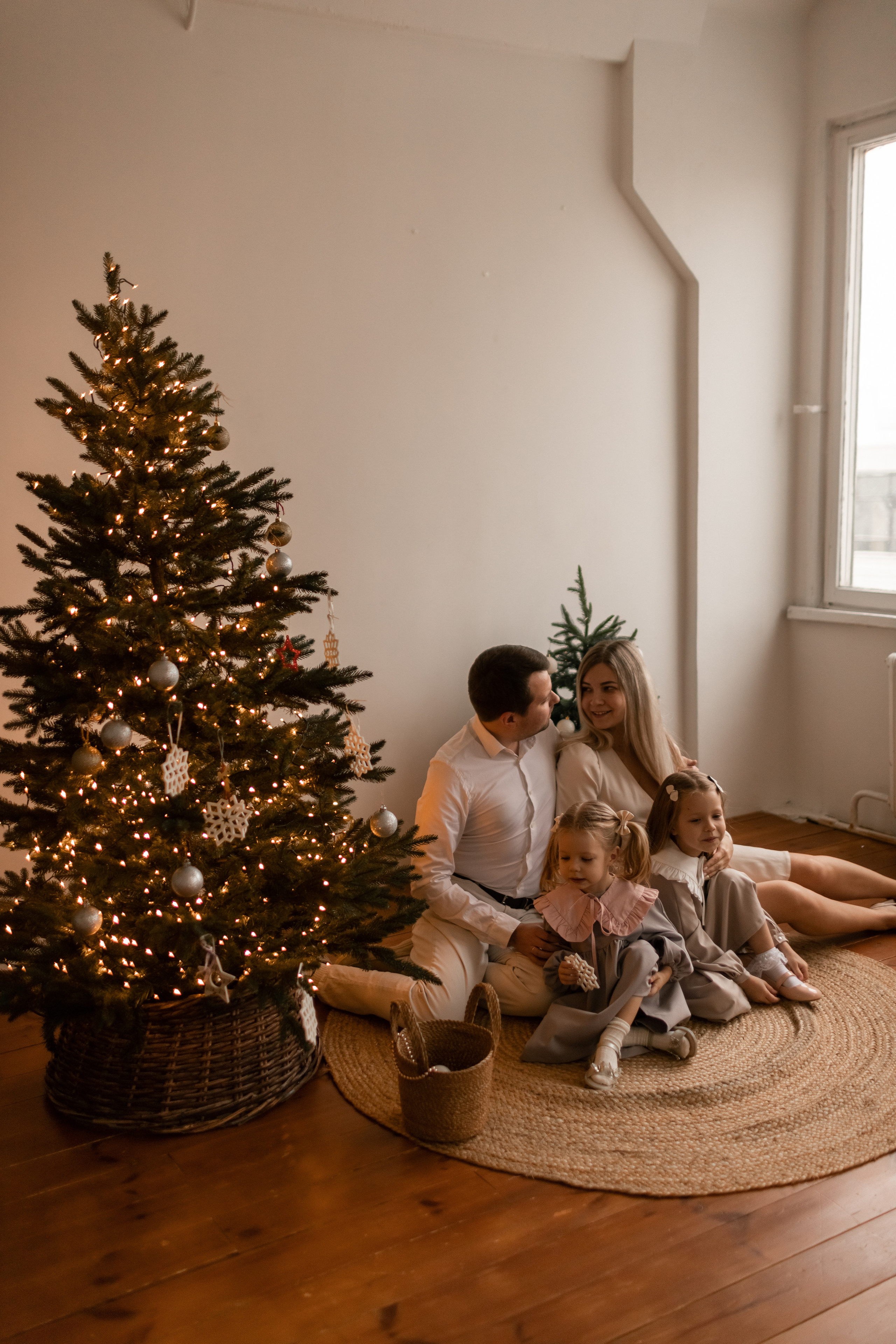 Татьяна Дмитрий Амелия и Милана. Фотограф про любовь в городе Москва