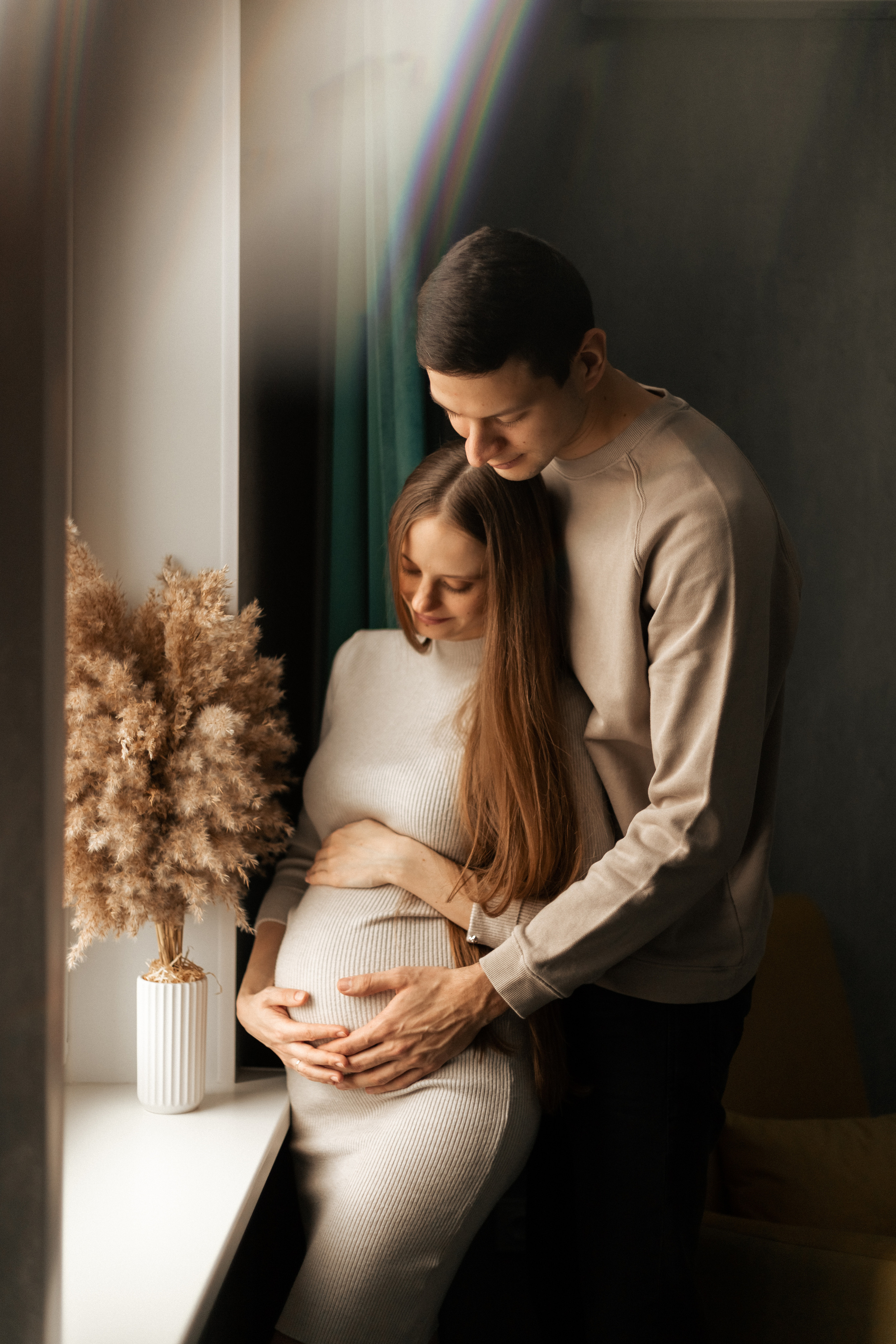 Павел и Мария в трепетном ожидании. Фотограф про любовь в городе Москва