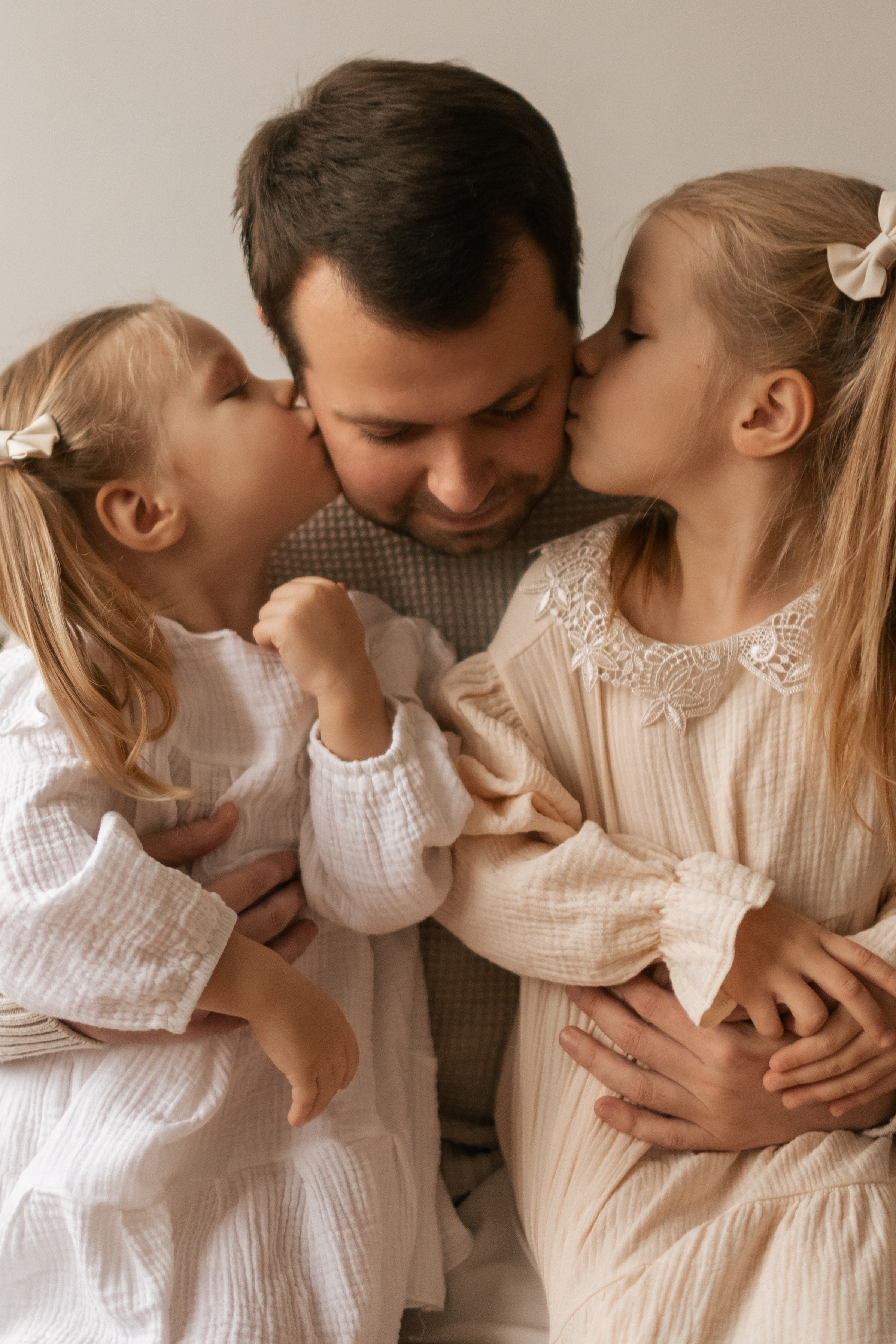 Татьяна Дмитрий Амелия и Милана. Фотограф про любовь в городе Москва