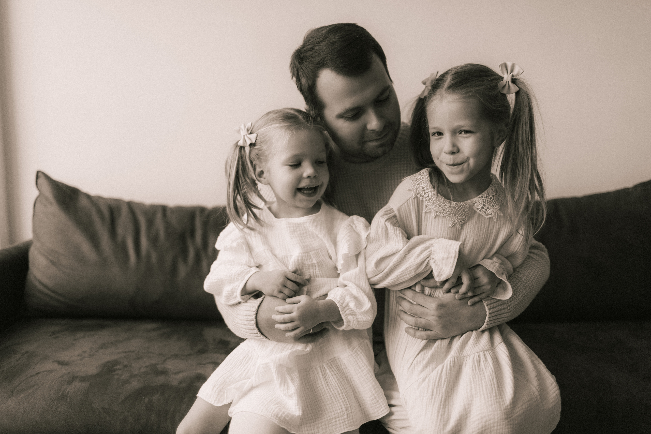 Татьяна Дмитрий Амелия и Милана. Фотограф про любовь в городе Москва