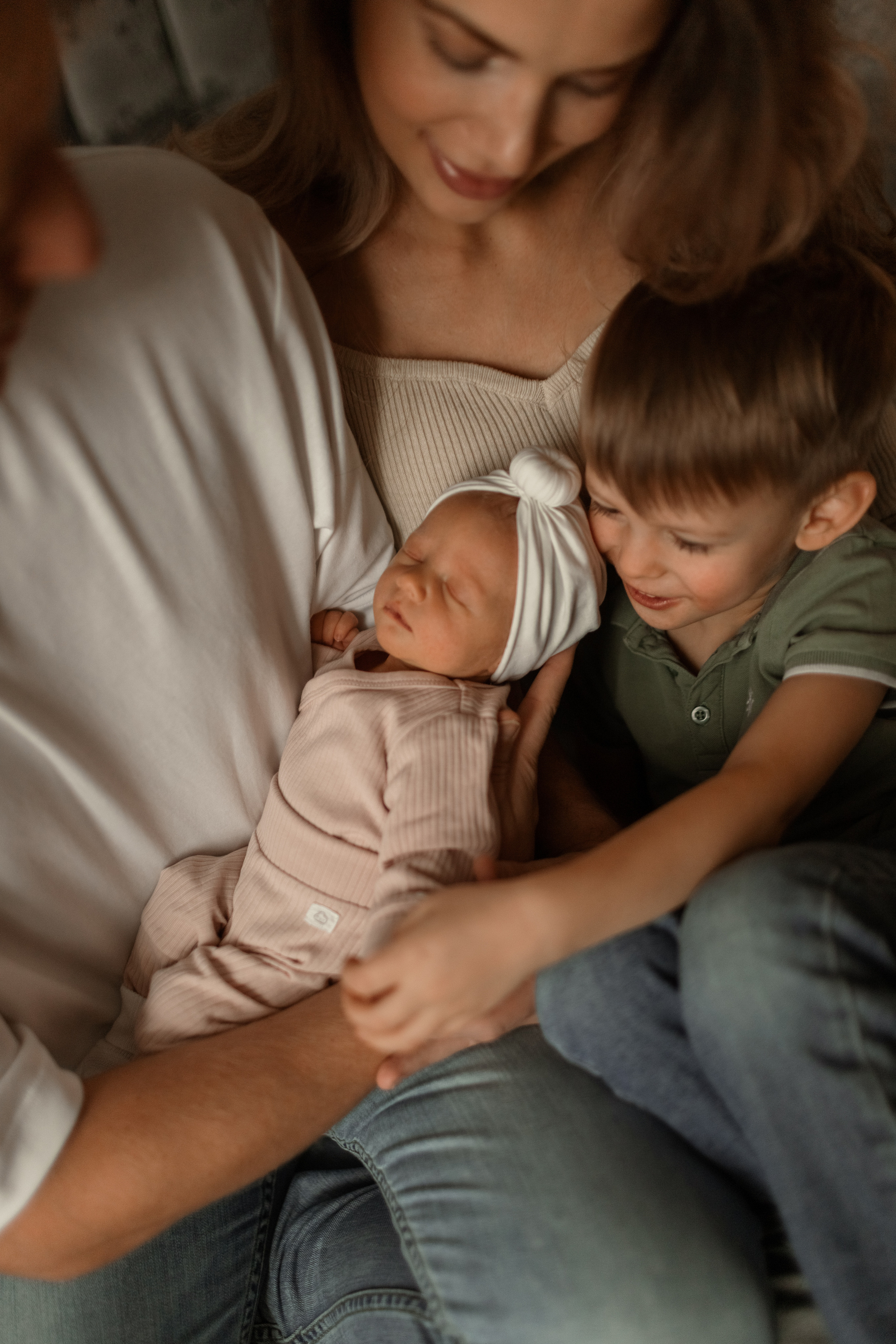 Александр Анастасия Артём и Арина. Фотограф про любовь в городе Москва