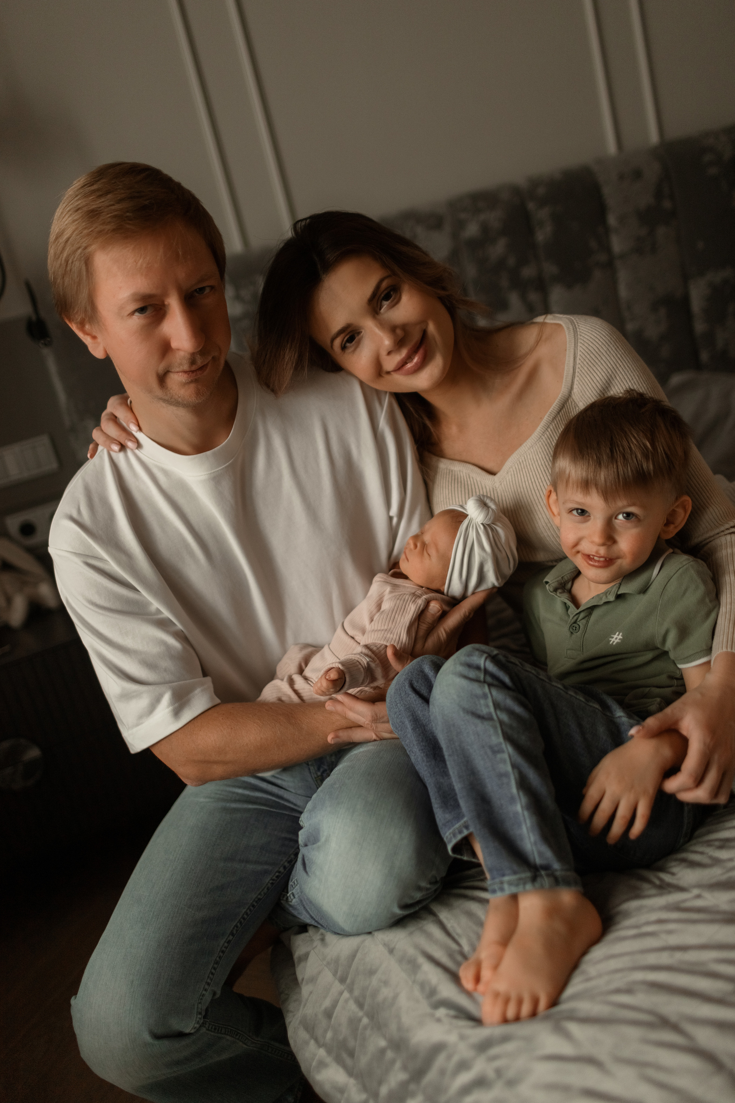 Александр Анастасия Артём и Арина. Фотограф про любовь в городе Москва