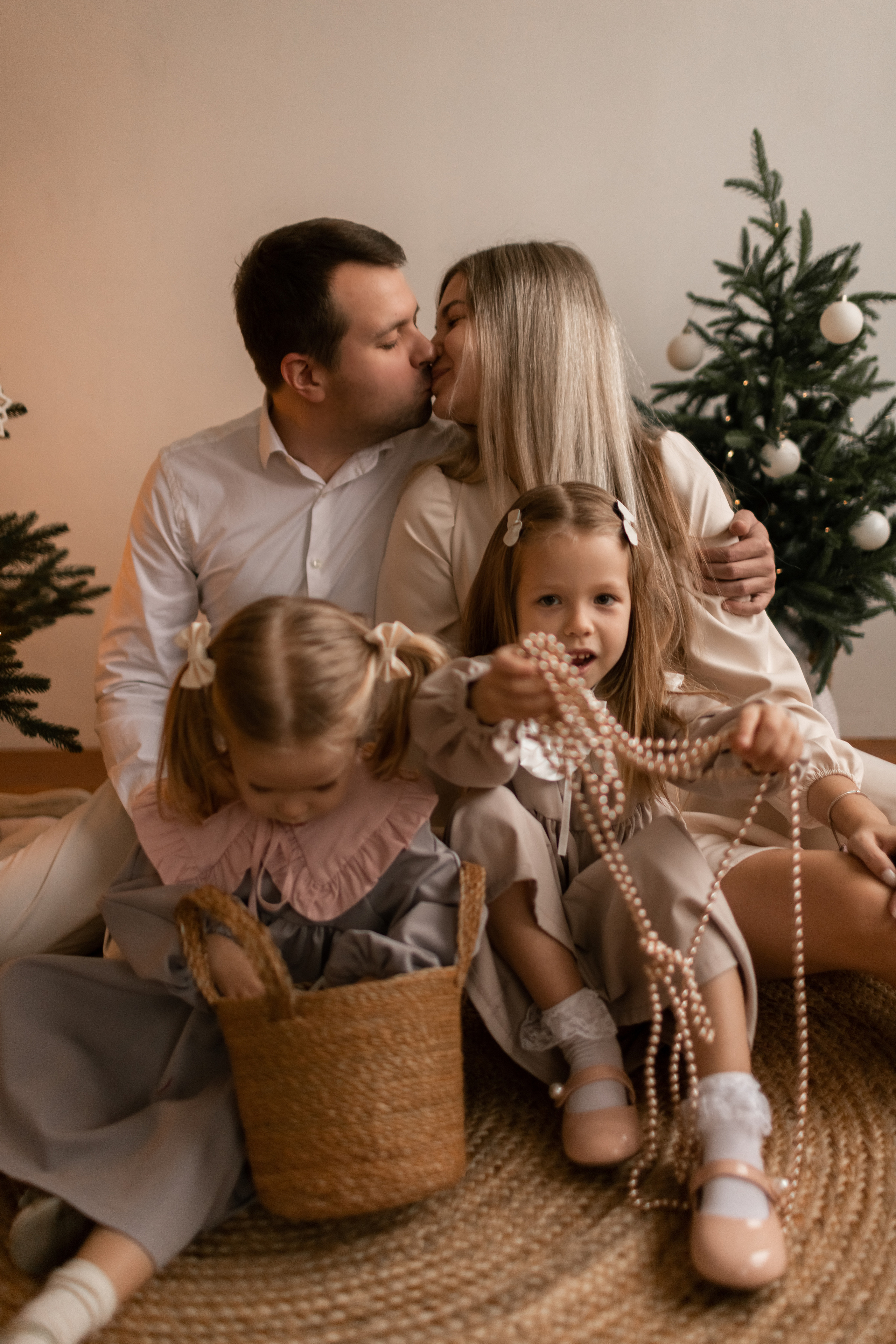 Татьяна Дмитрий Амелия и Милана. Фотограф про любовь в городе Москва