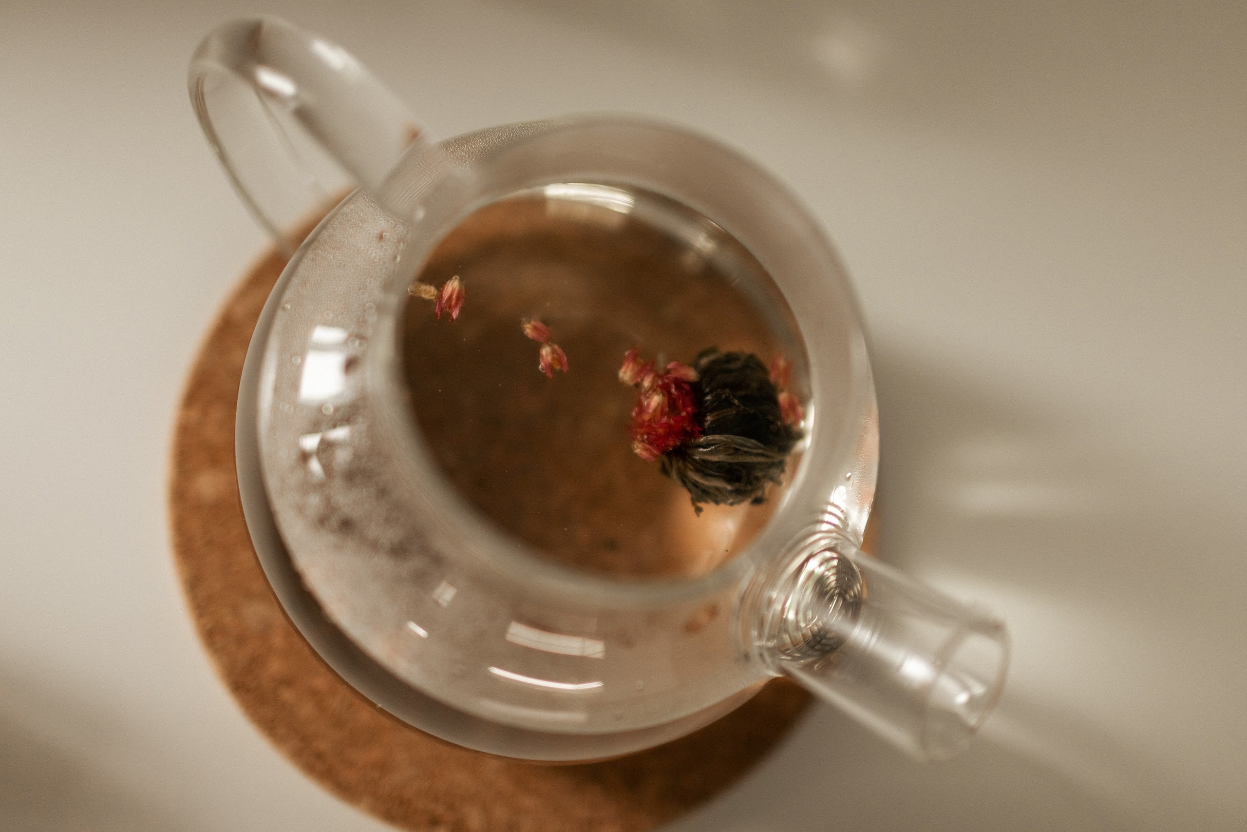 Павел и Мария в трепетном ожидании. Фотограф про любовь в городе Москва