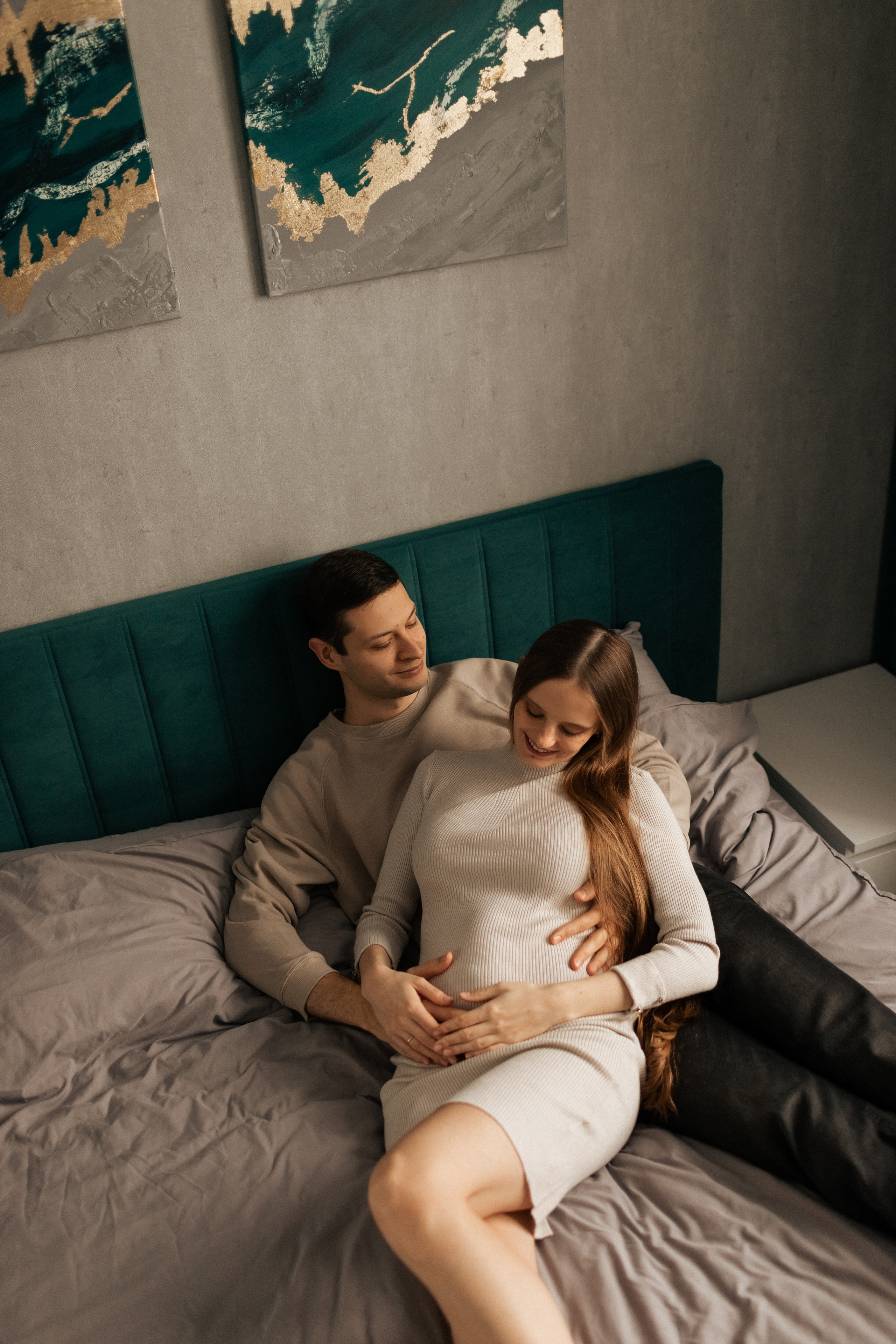 Павел и Мария в трепетном ожидании. Фотограф про любовь в городе Москва