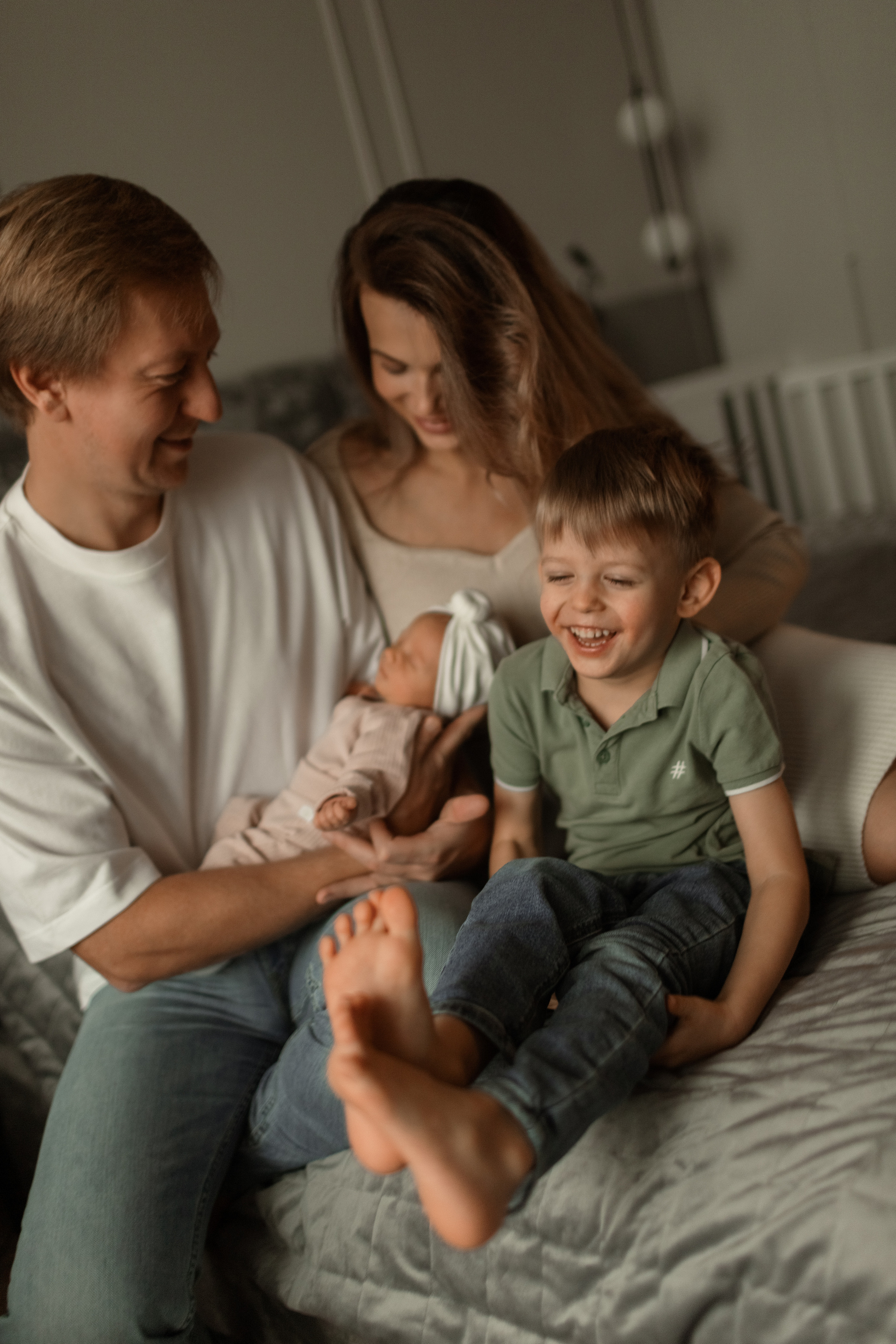 Александр Анастасия Артём и Арина. Фотограф про любовь в городе Москва