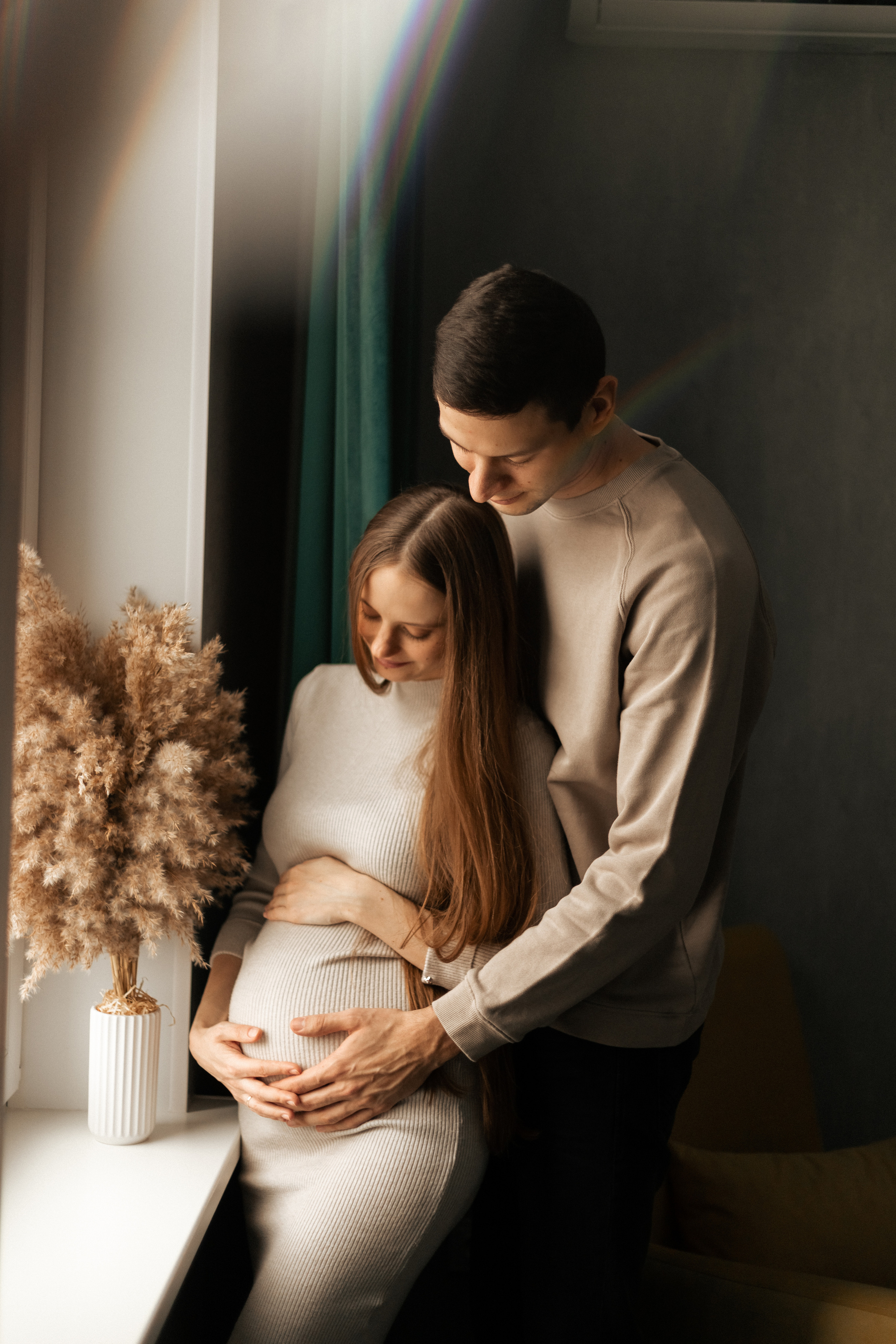 Павел и Мария в трепетном ожидании. Фотограф про любовь в городе Москва