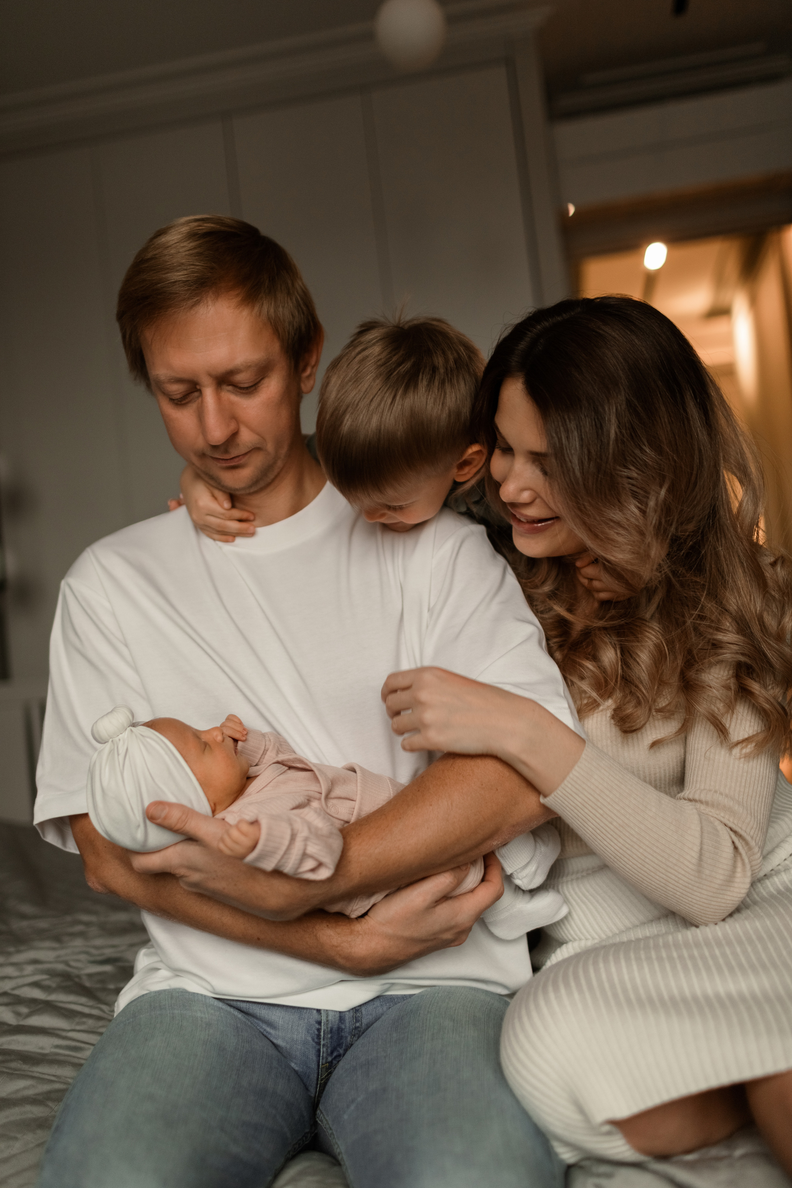 Александр Анастасия Артём и Арина. Фотограф про любовь в городе Москва