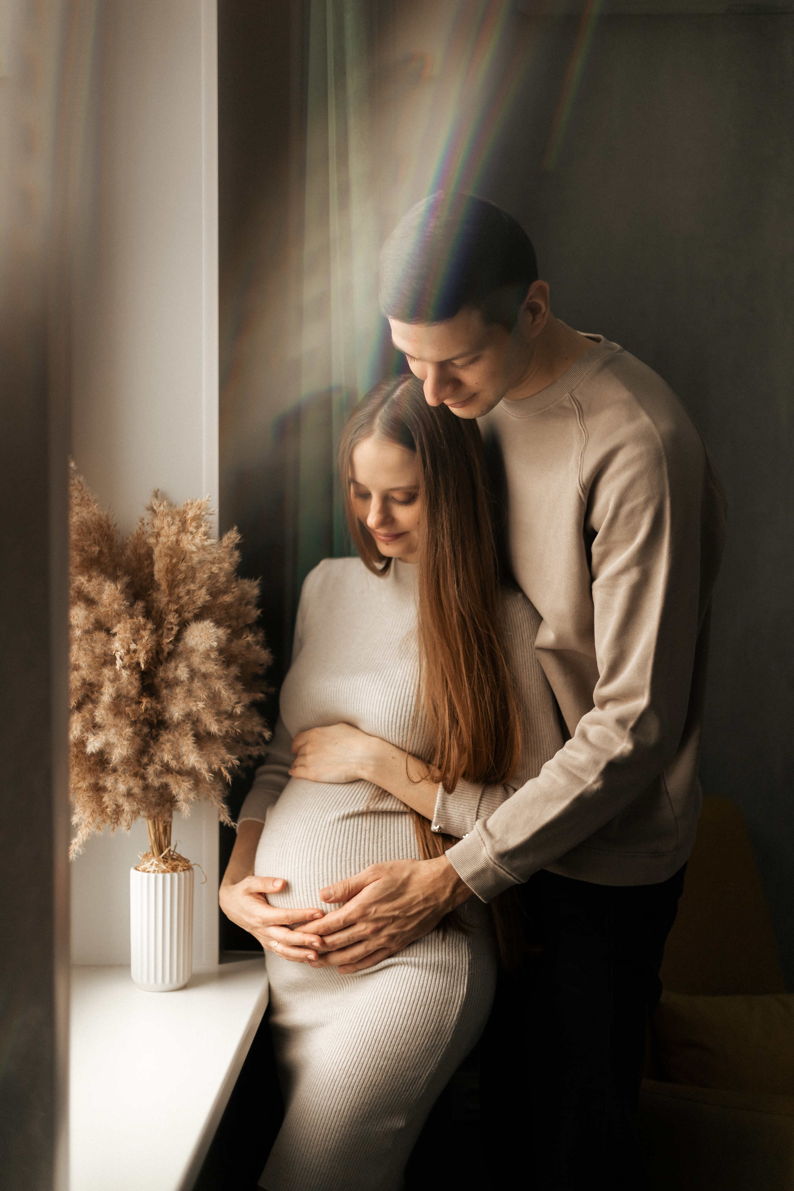 Павел и Мария в трепетном ожидании. Фотограф про любовь в городе Москва