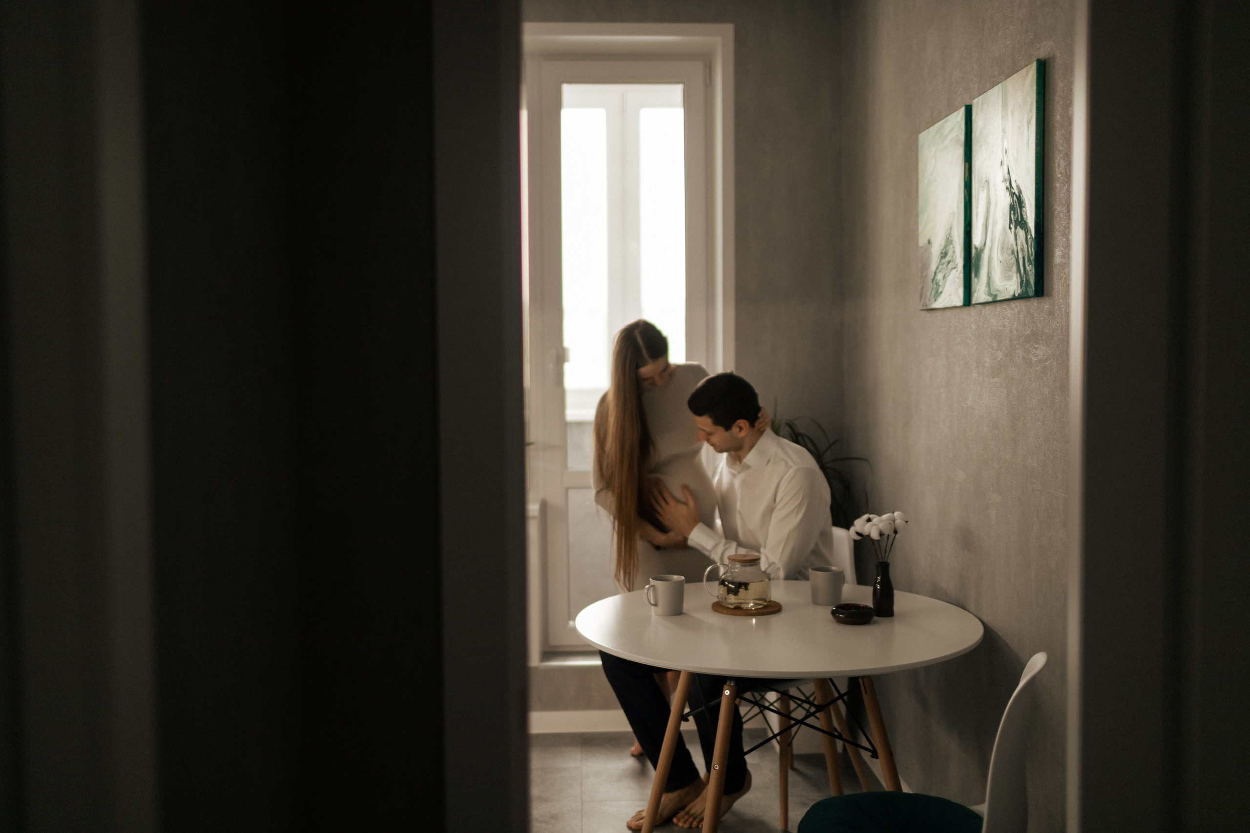 Павел и Мария в трепетном ожидании. Фотограф про любовь в городе Москва