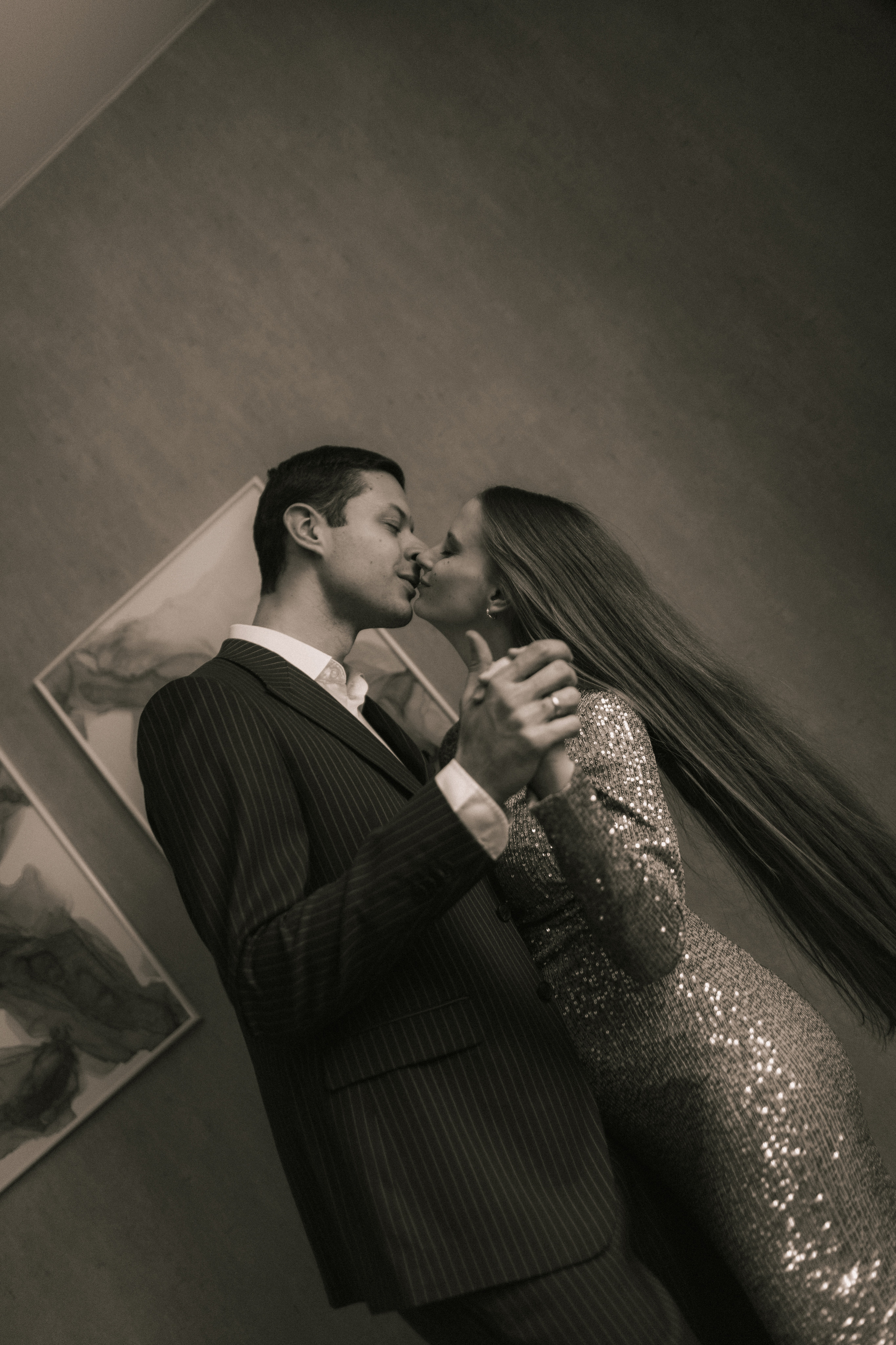 Павел и Мария в трепетном ожидании. Фотограф про любовь в городе Москва