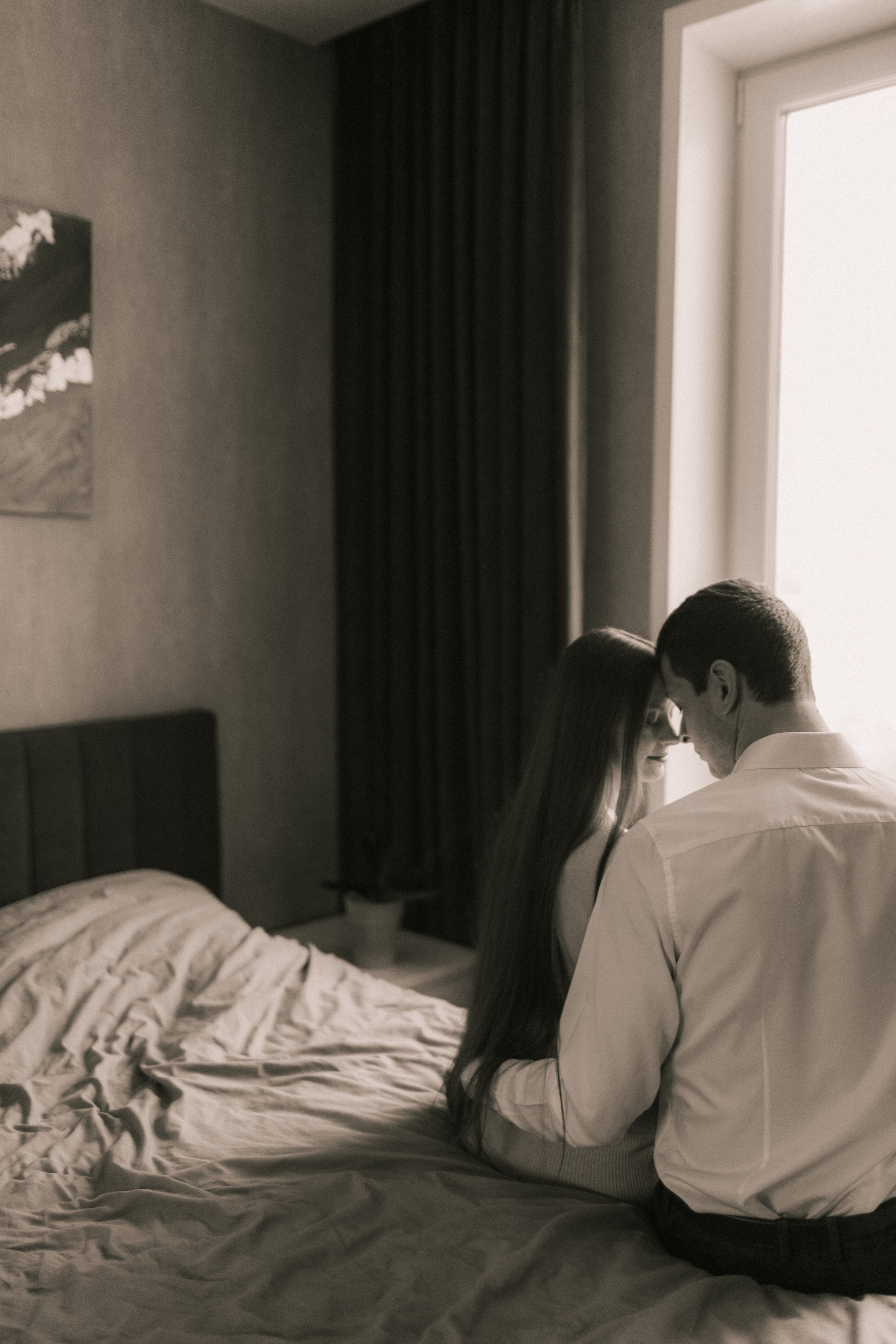 Павел и Мария в трепетном ожидании. Фотограф про любовь в городе Москва