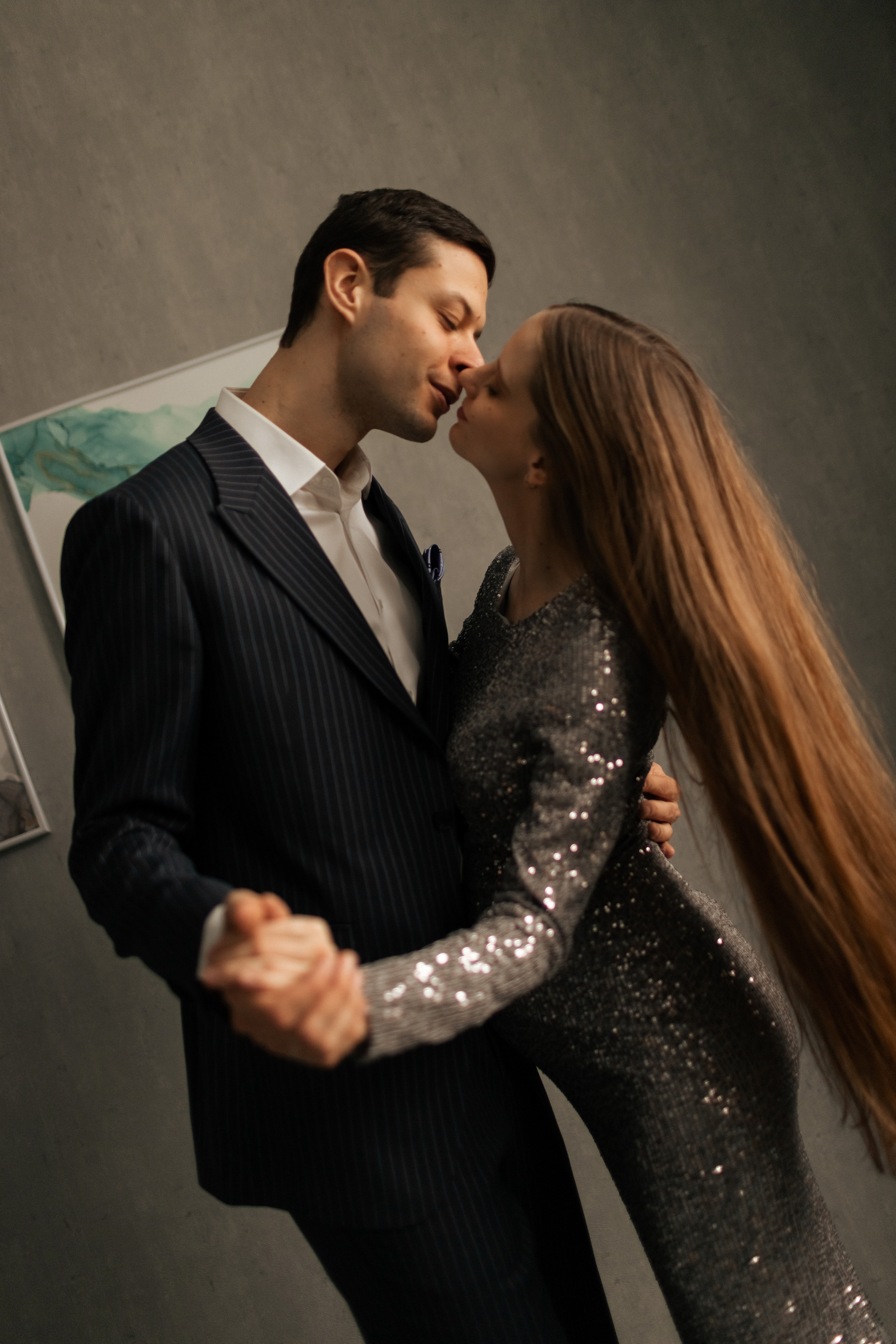 Павел и Мария в трепетном ожидании. Фотограф про любовь в городе Москва