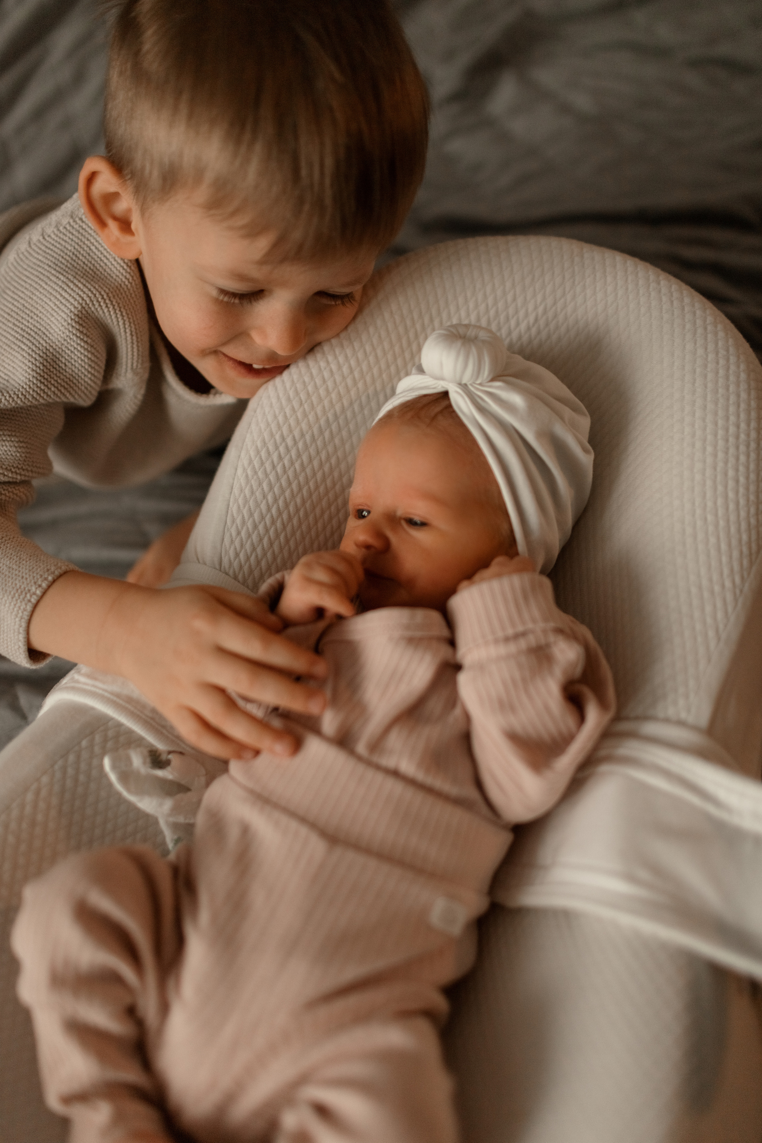 Александр Анастасия Артём и Арина. Фотограф про любовь в городе Москва