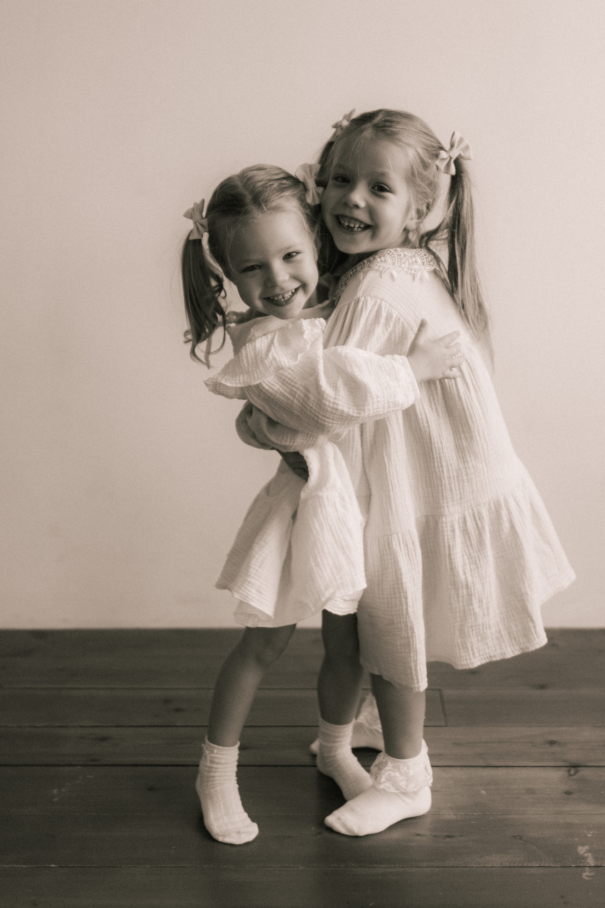 Татьяна Дмитрий Амелия и Милана. Фотограф про любовь в городе Москва