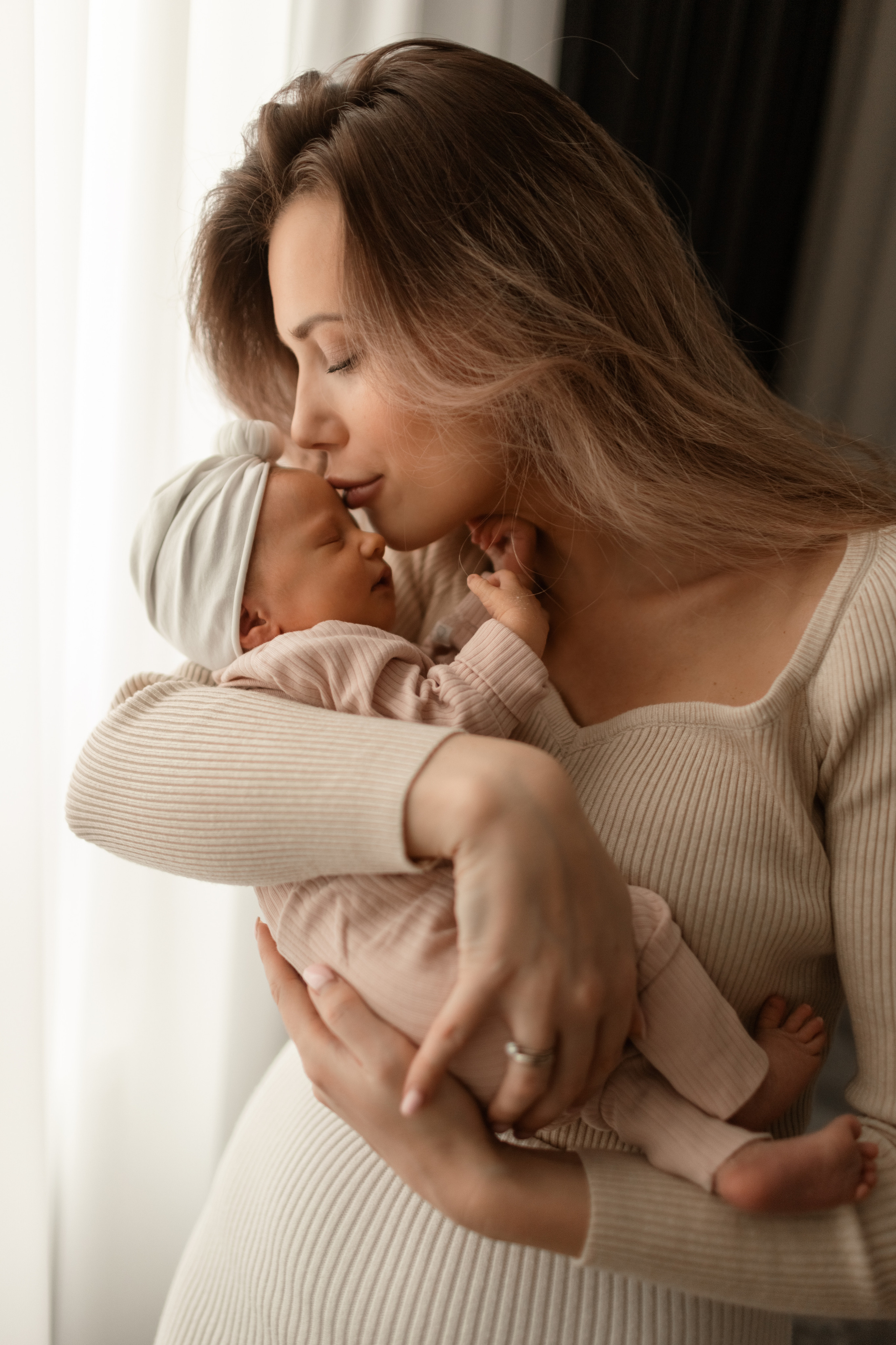 Александр Анастасия Артём и Арина. Фотограф про любовь в городе Москва