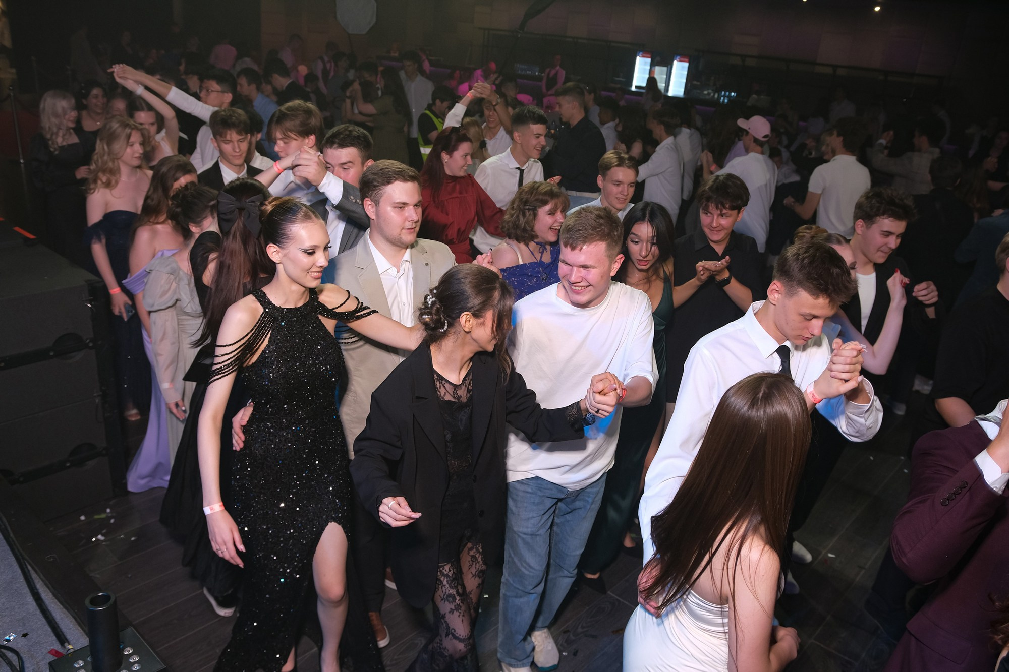 Выпускной альбом. Фото и видеосъемка