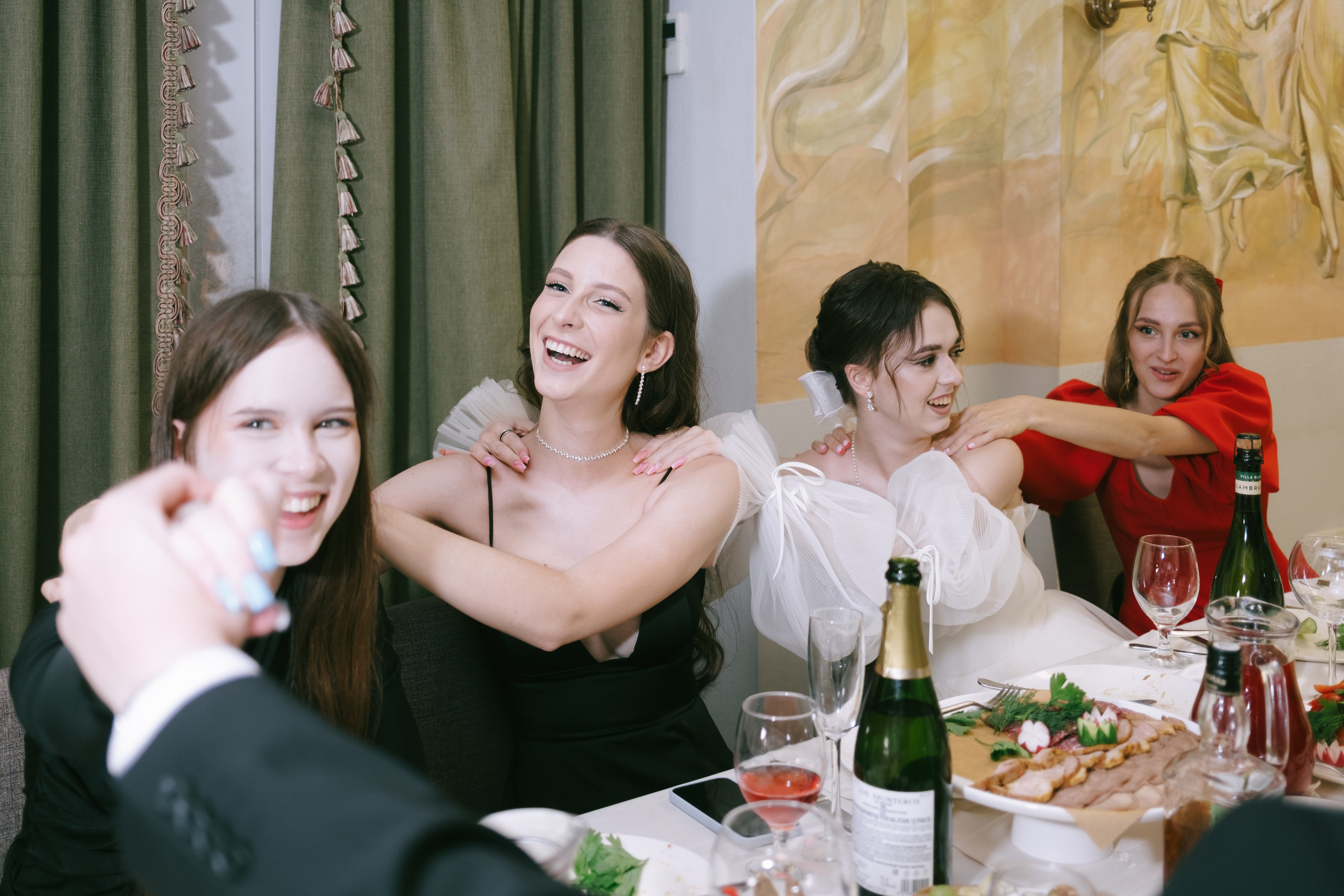 Выпускной школа 33. Свадебный и репортажной фотограф Денис Ожигин в Краснодаре и Краснодарском крае