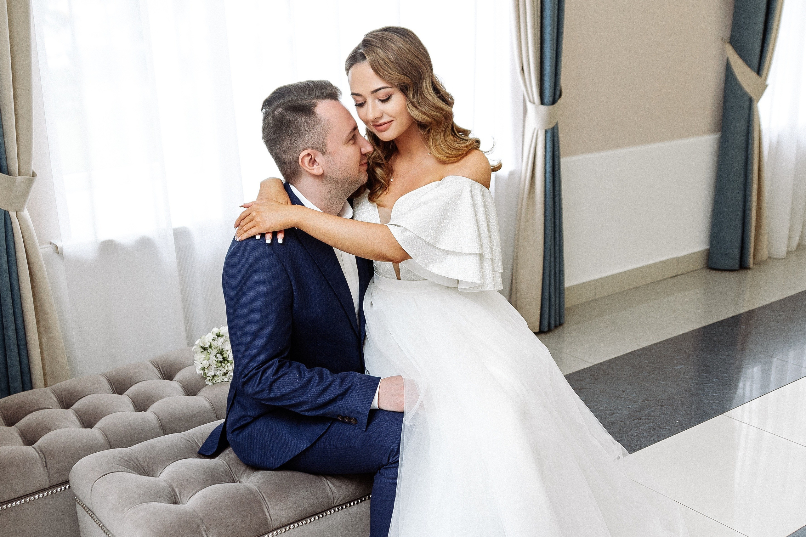 Гагаринский ЗАГС. Свадебный фотограф Маргарита Глумскова