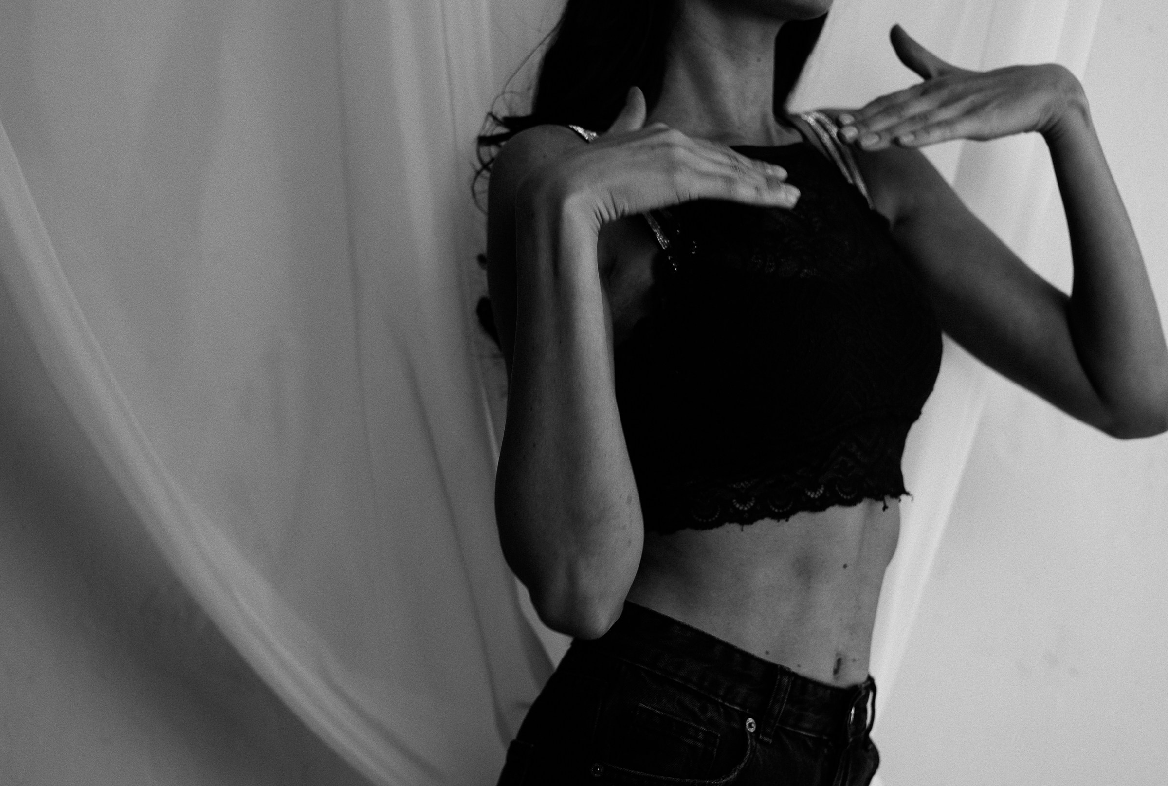 ЖЕНСКИЕ ПОРТРЕТЫ СТУДИЯ 2025. Фотограф Красноярск съемки лавстори, фотосессия в студии, портретная съемка, творческие фотосессии